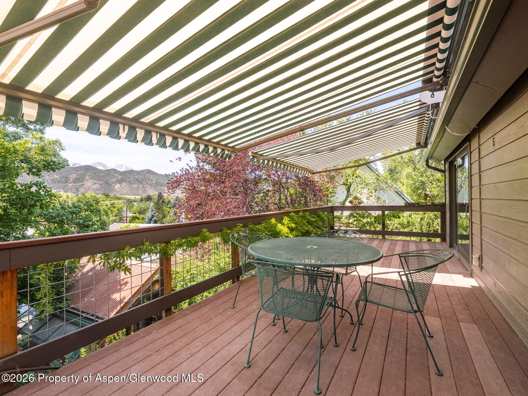 216 E Homestead Drive Property Photo 32