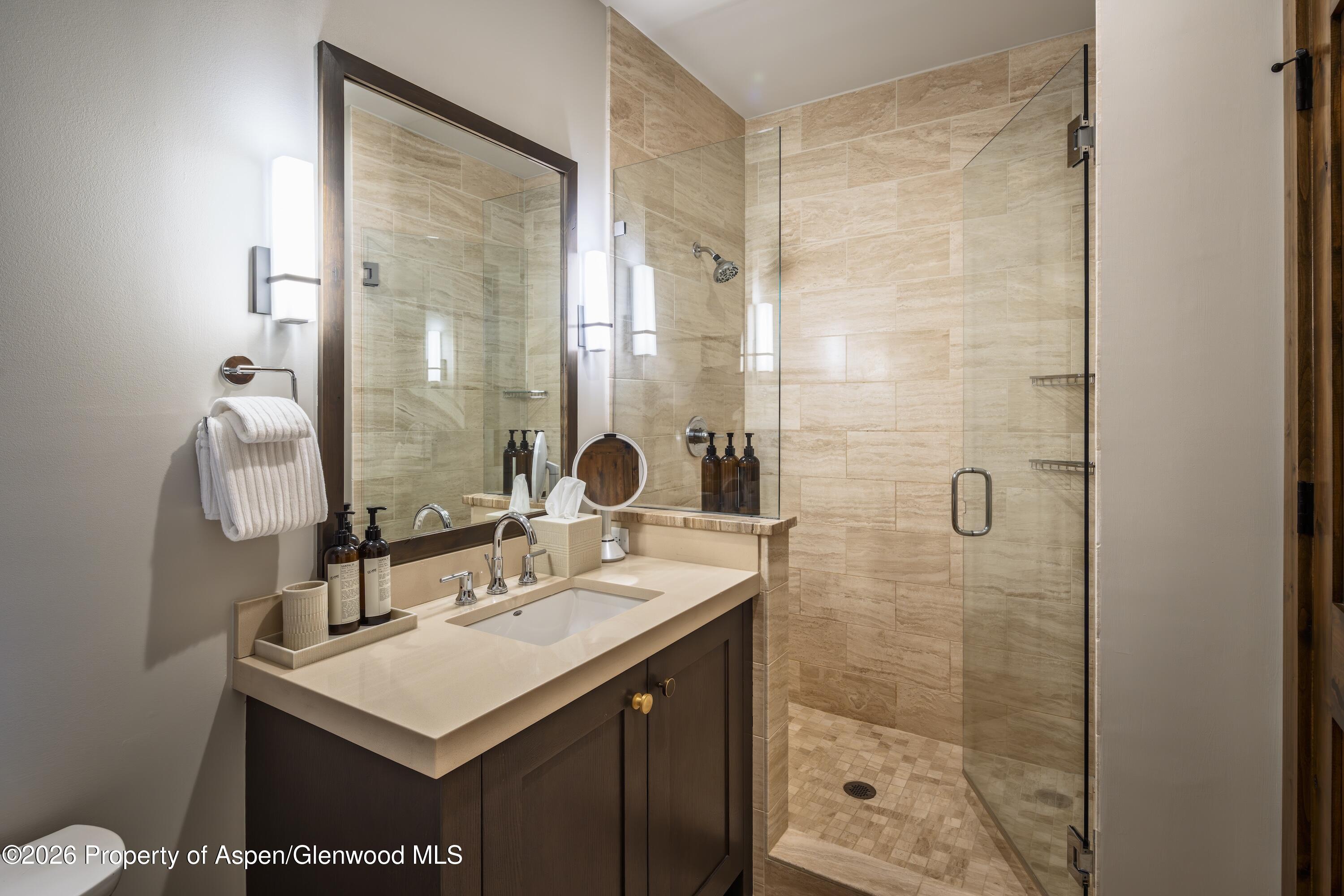 1468 Bangtail Way C Property Photo 23