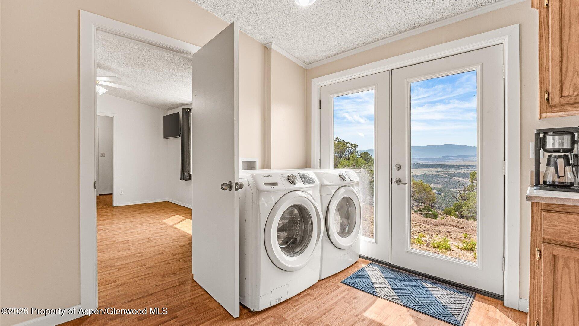2055 Grass Mesa Road Property Photo 9