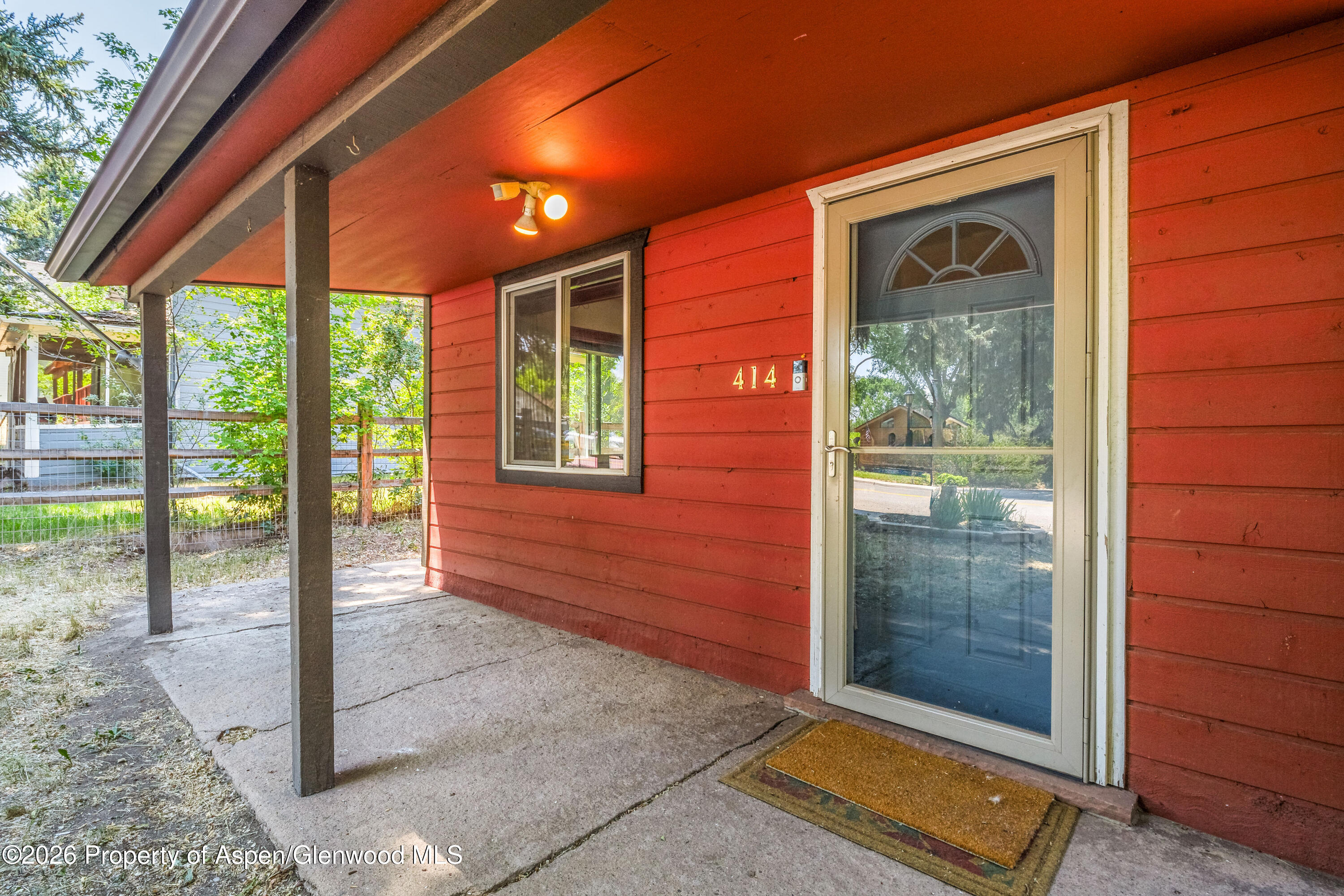 414 2nd Street Property Photo 5