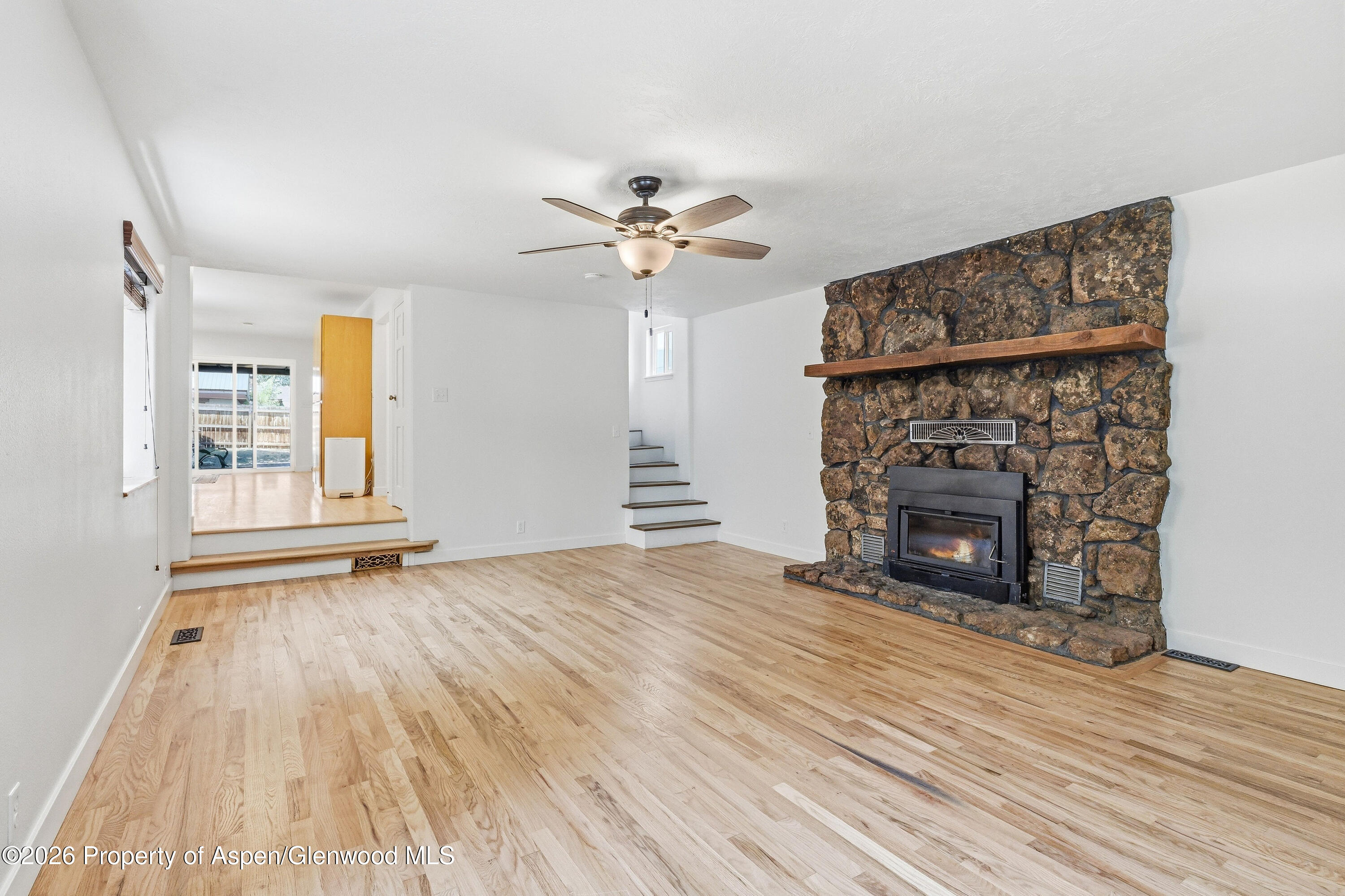 414 2nd Street Property Photo 6