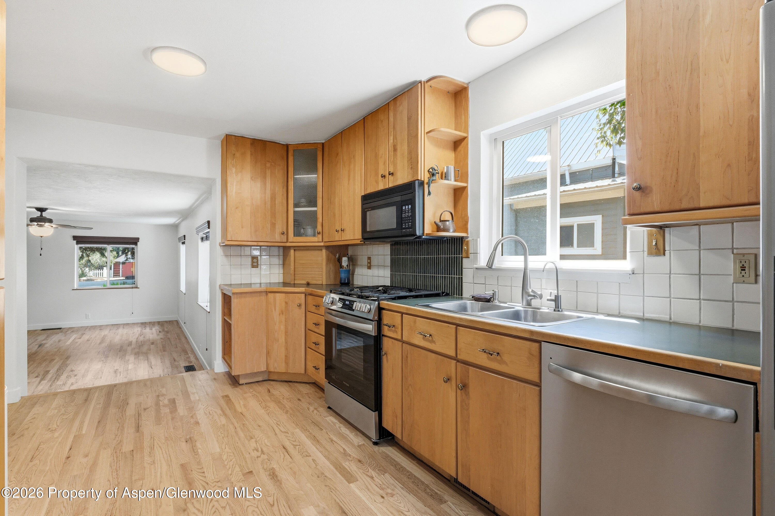 414 2nd Street Property Photo 12