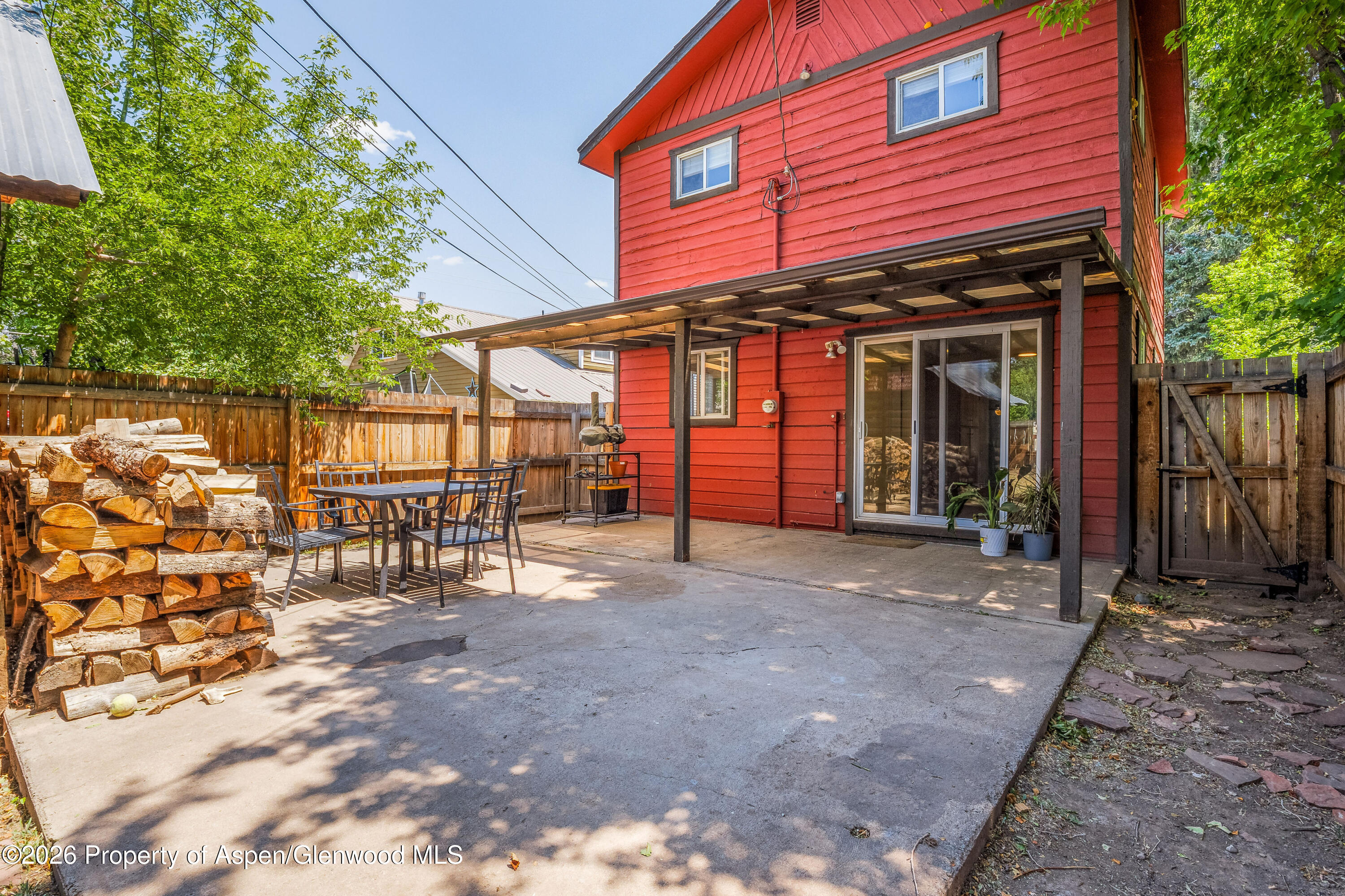 414 2nd Street Property Photo 34