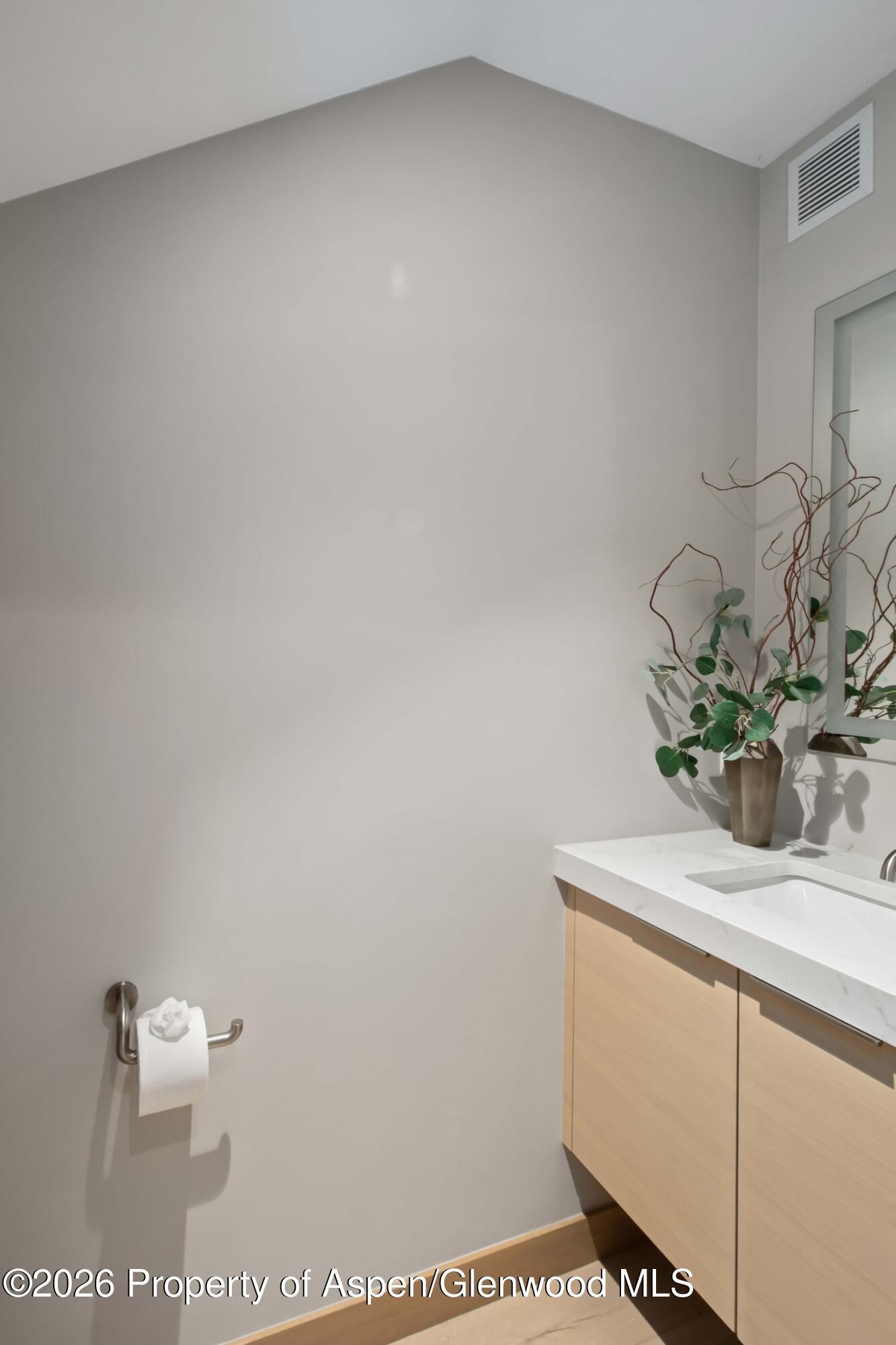 155 Lakeview Drive Property Photo 16
