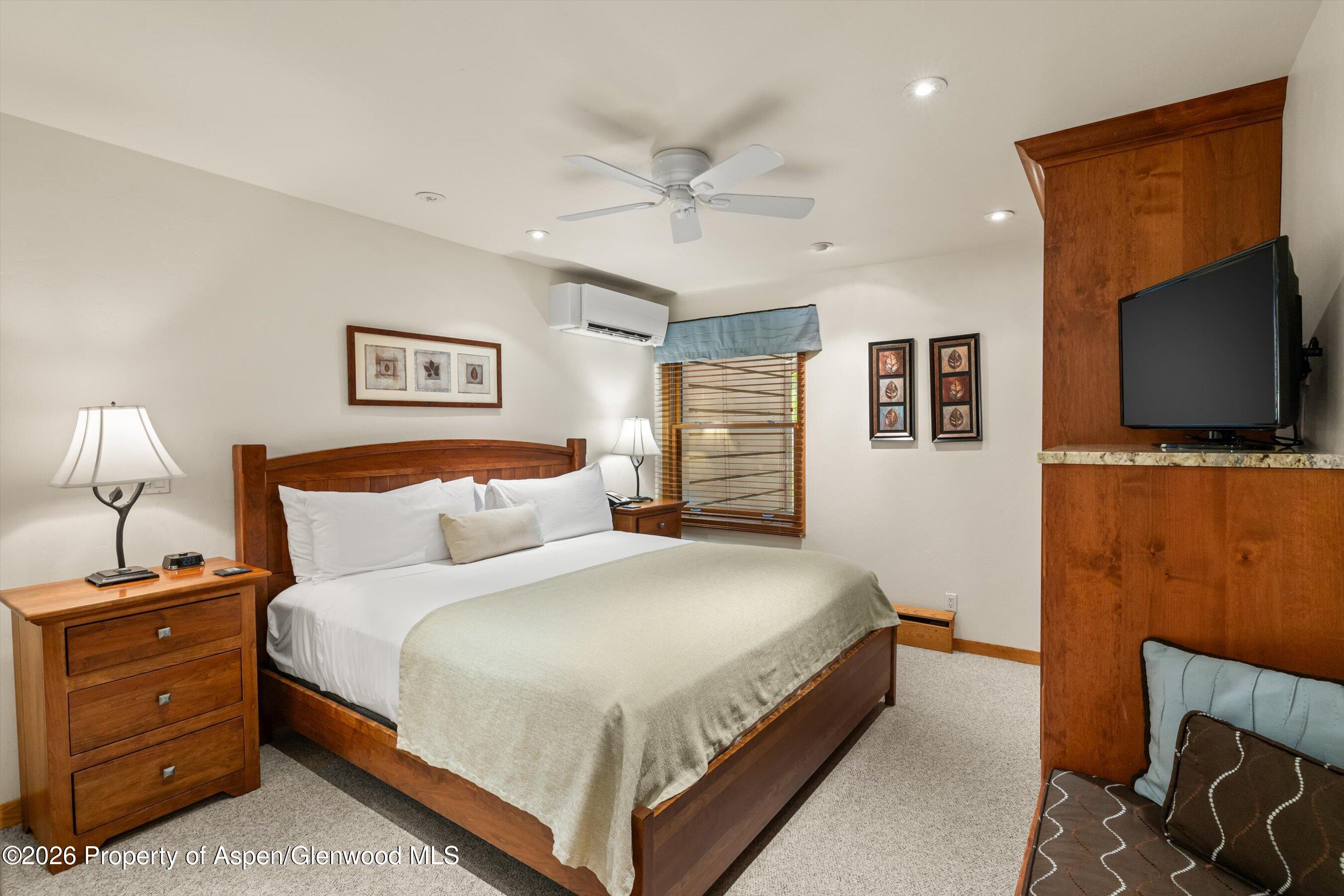 610 S West End Street J204 Property Photo 10