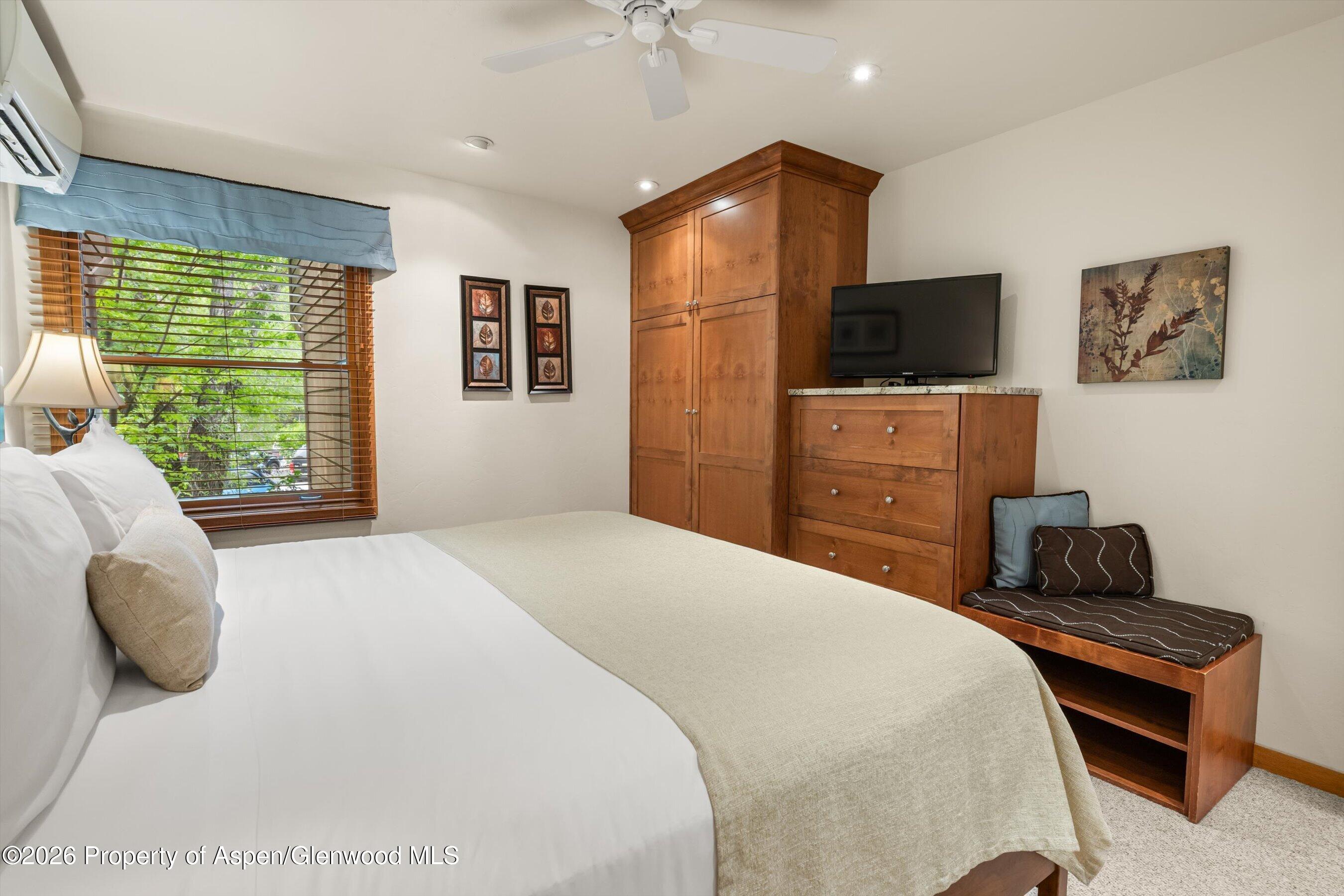 610 S West End Street J204 Property Photo 11
