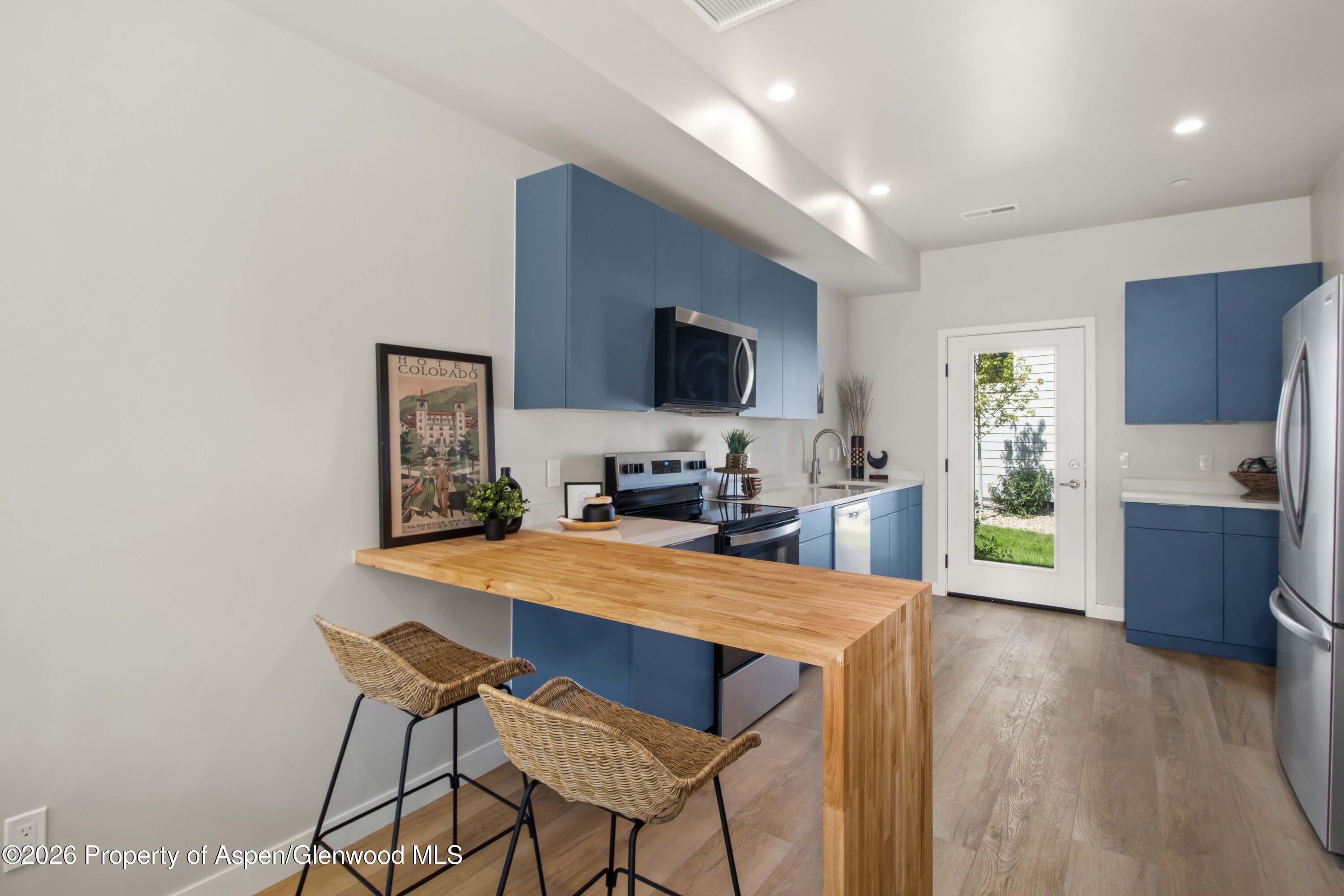 619 Overlin Drive 2 Property Photo 6