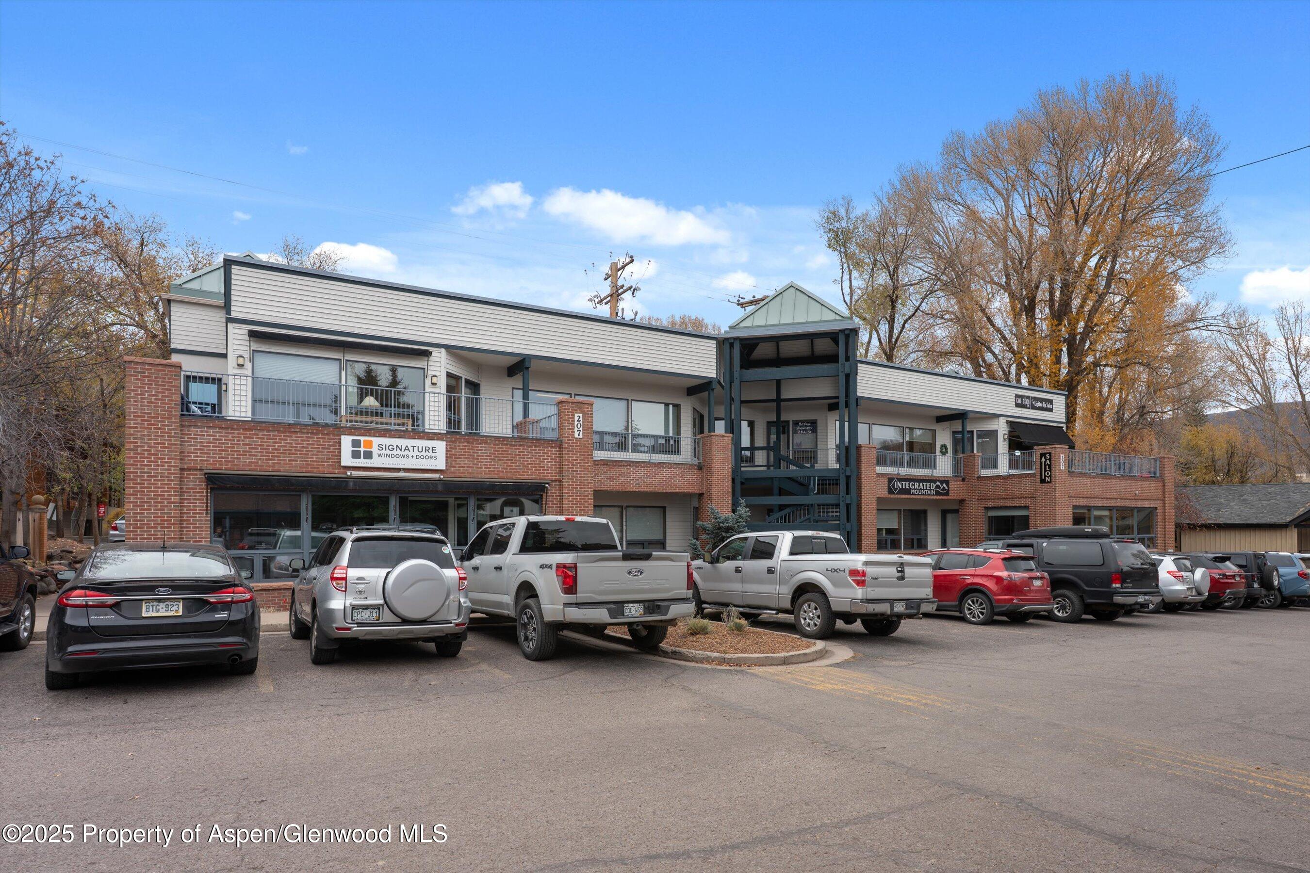 207 Basalt Center Circle Unit 204b Property Photo 4