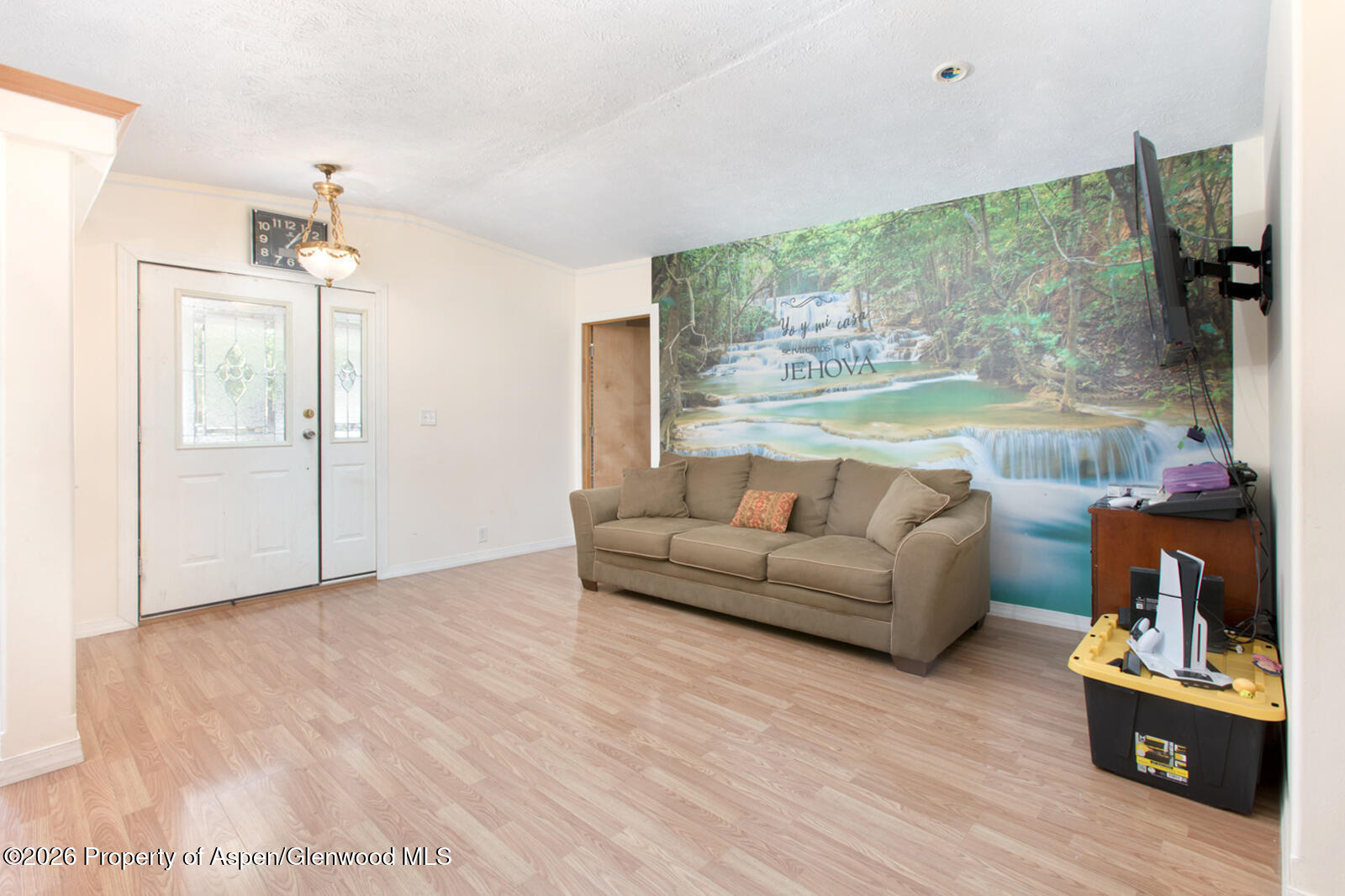1900 Willits Lane 21 Property Photo 4