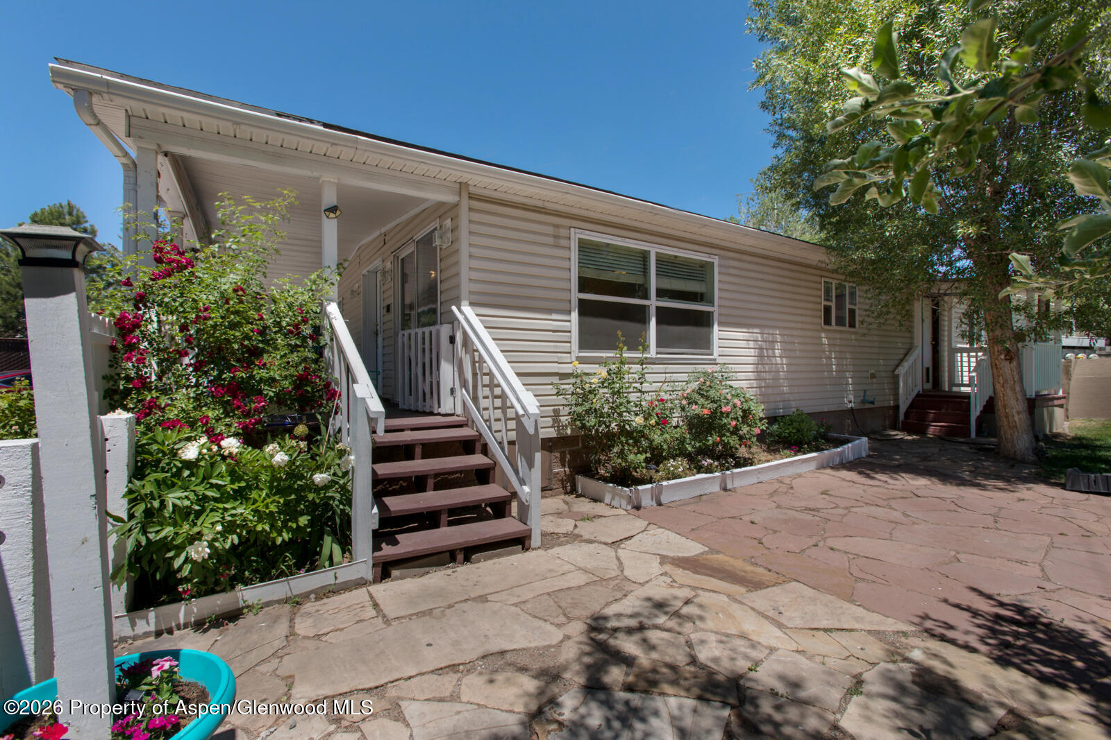 1900 Willits Lane 21 Property Photo 12