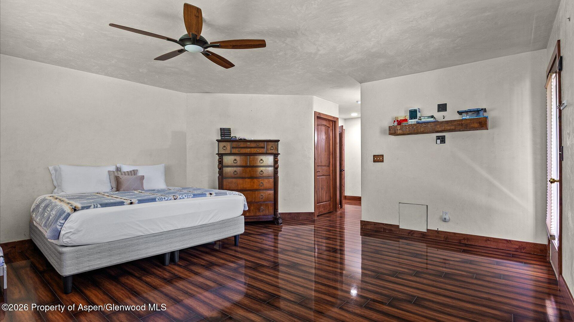 390 Jenny Place Property Photo 22