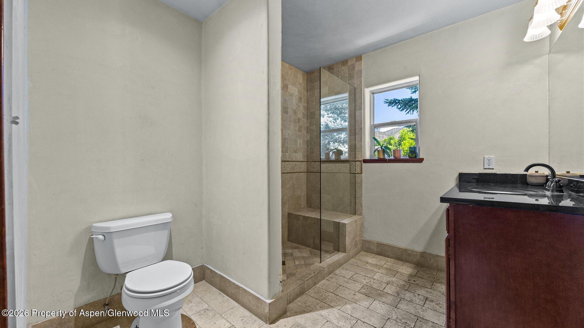 390 Jenny Place Property Photo 30