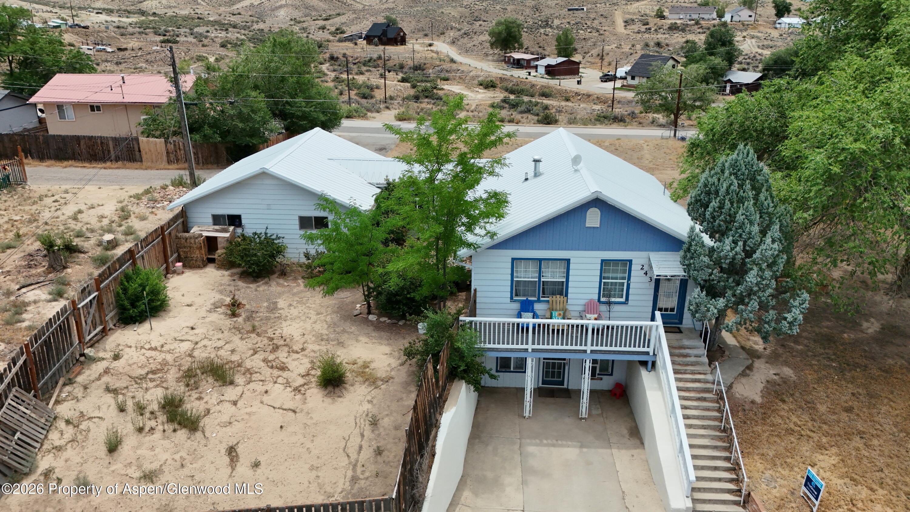 243 Crest Street Property Photo 1