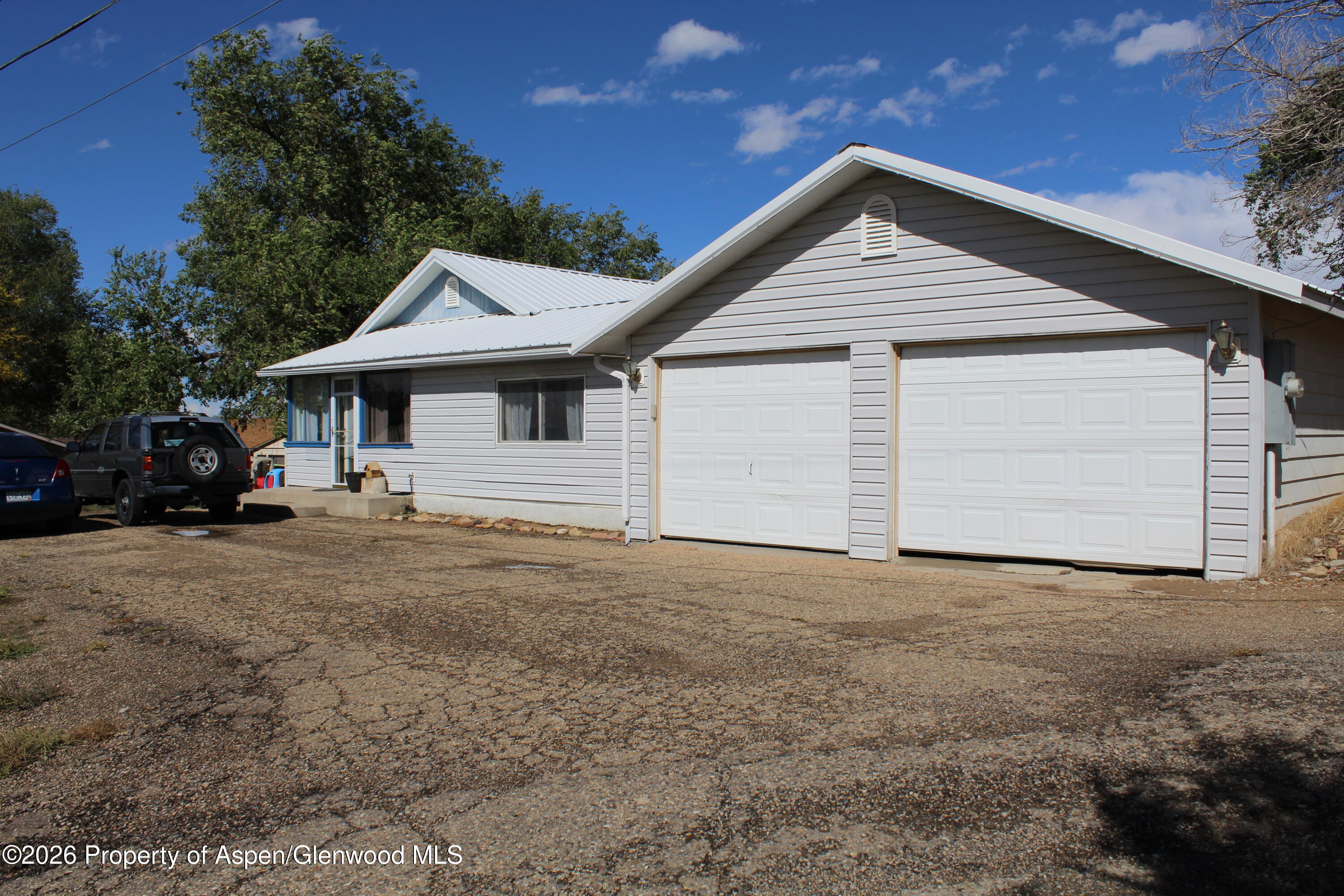 243 Crest Street Property Photo 7