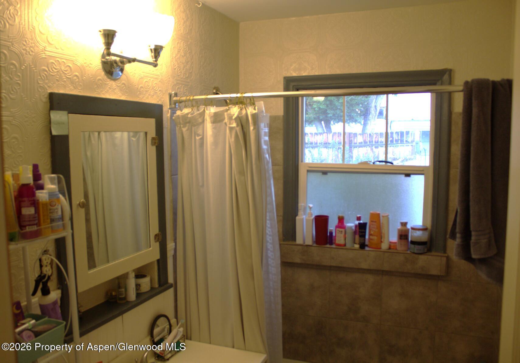 243 Crest Street Property Photo 13
