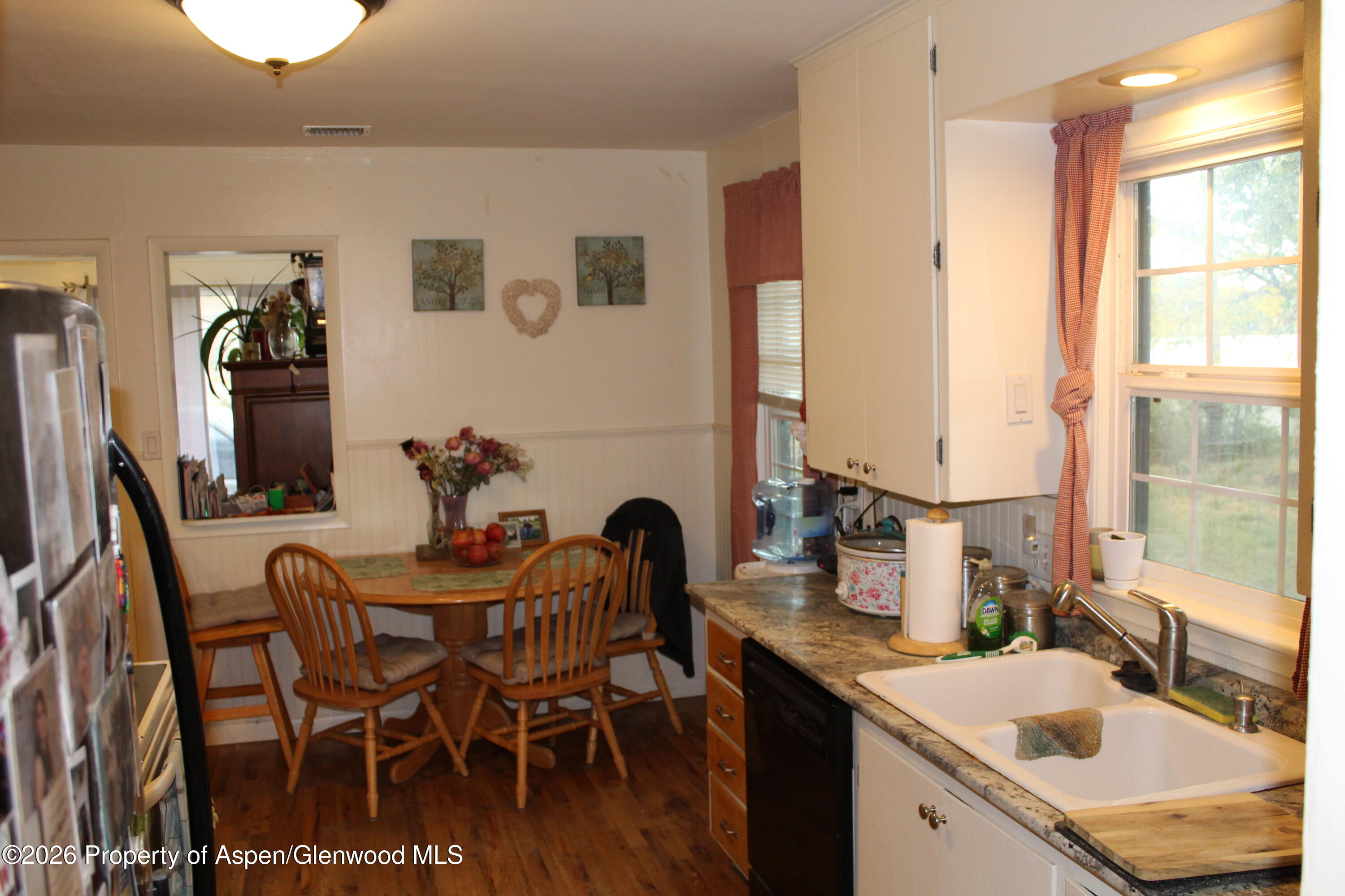 243 Crest Street Property Photo 14