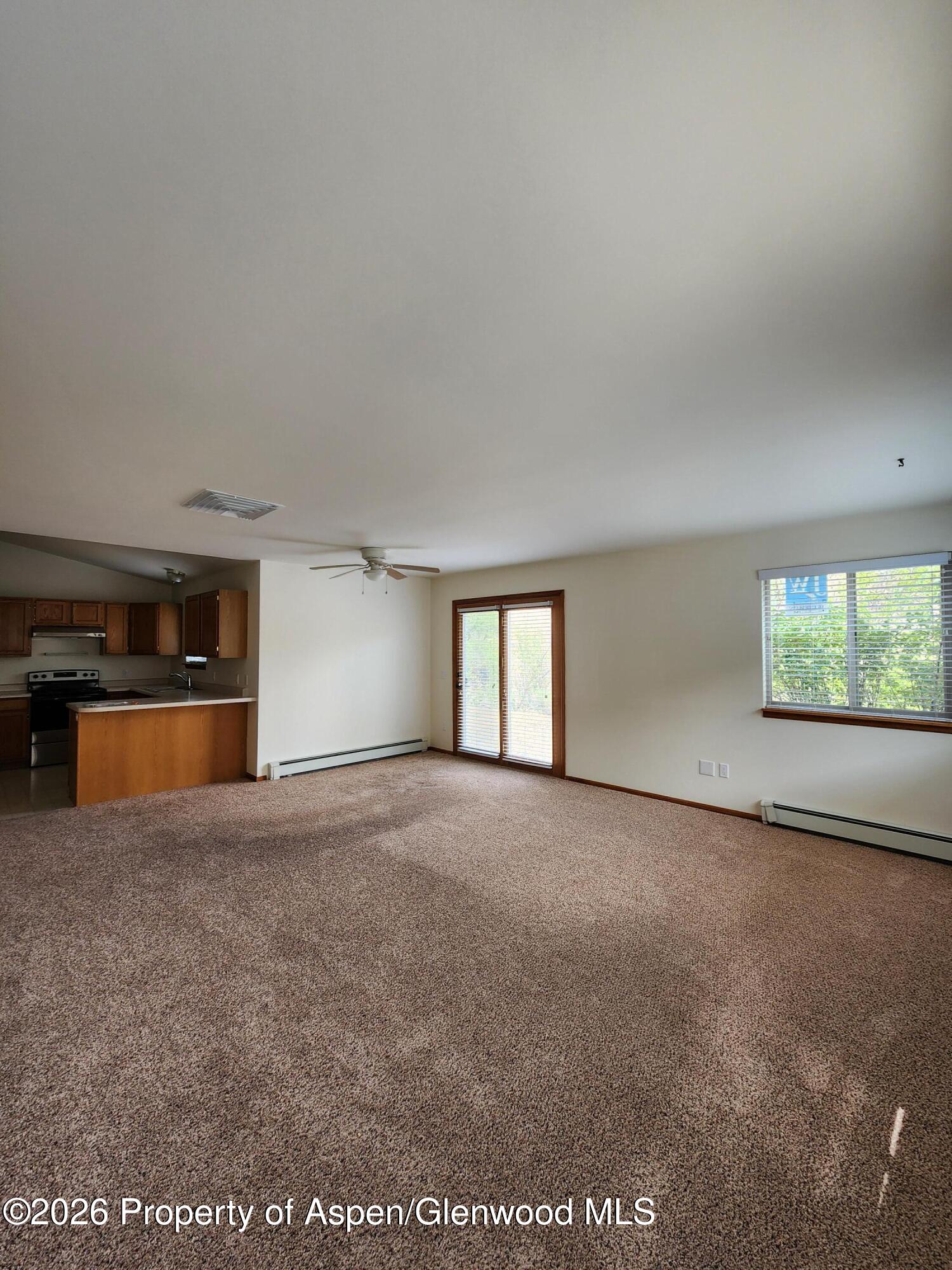 230 S E Avenue Property Photo 3