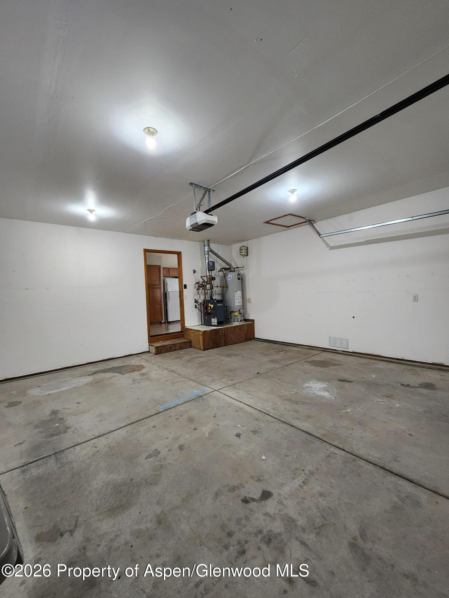 230 S E Avenue Property Photo 16