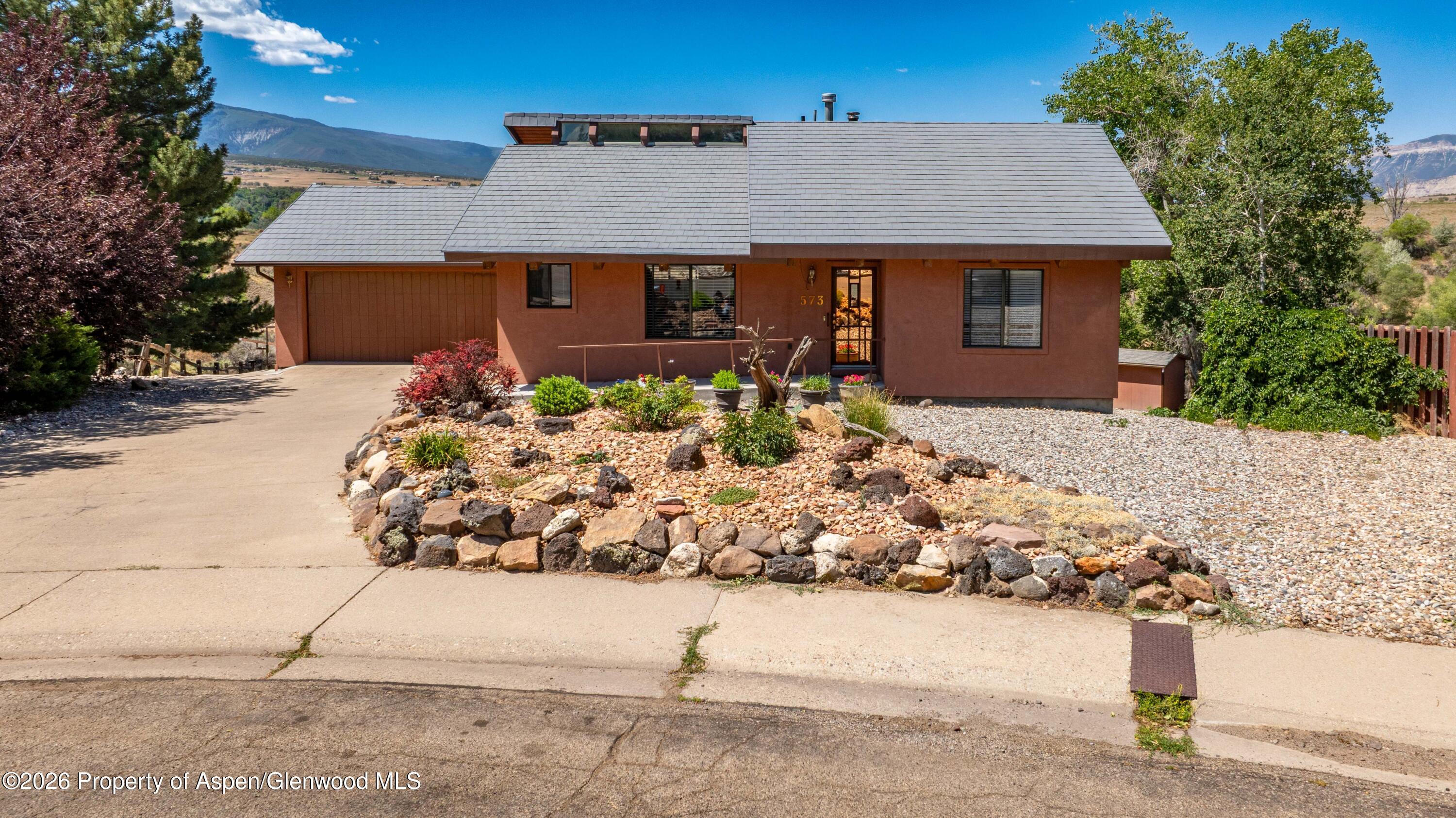 573 Mesa Avenue Property Photo 1
