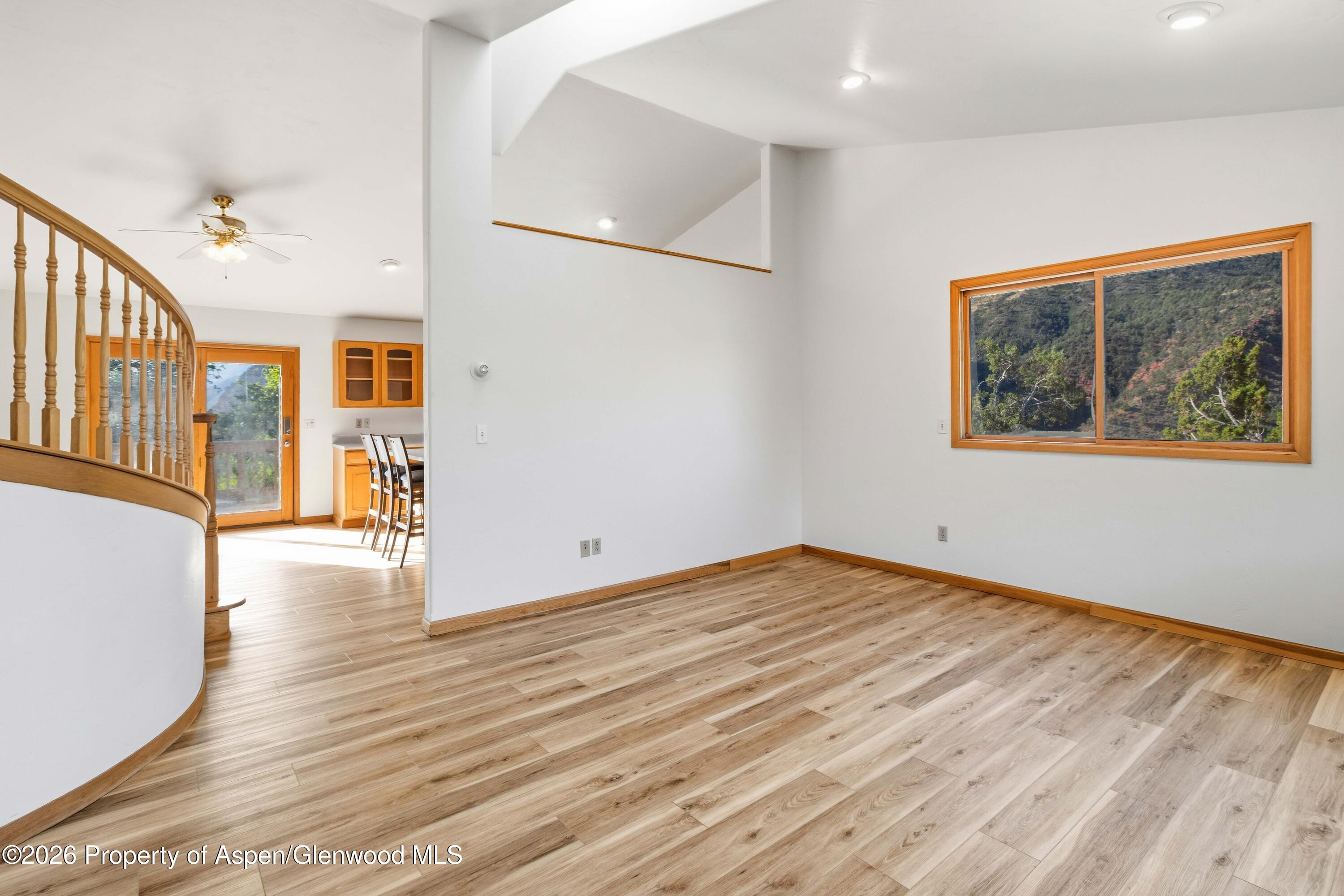 484 Canyon Creek Drive Property Photo 7
