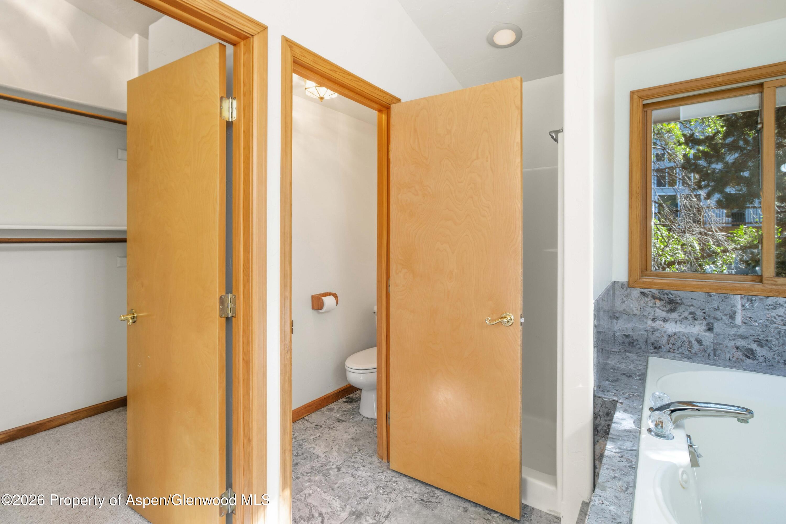 484 Canyon Creek Drive Property Photo 17