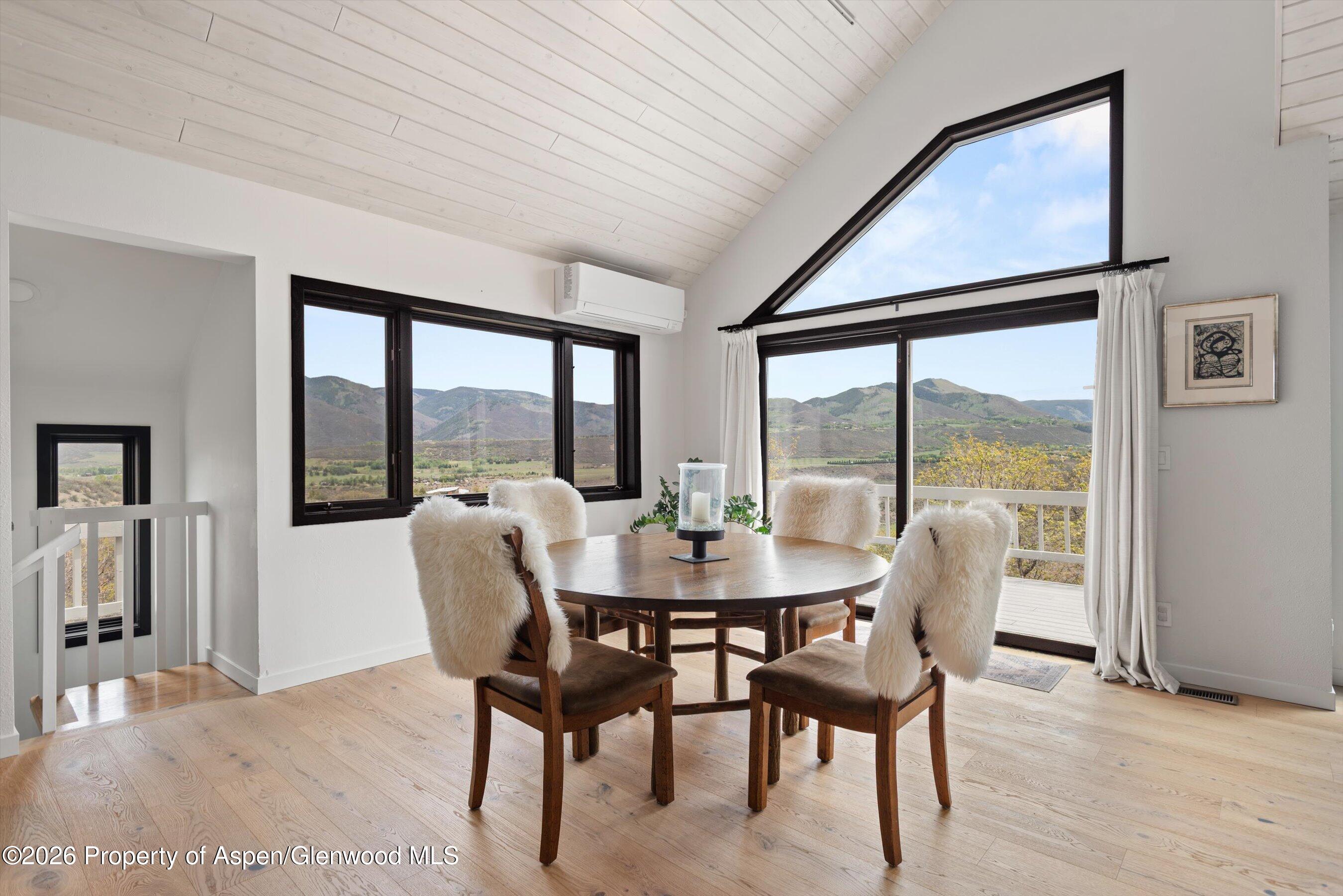 450 Solar Way Property Photo 14