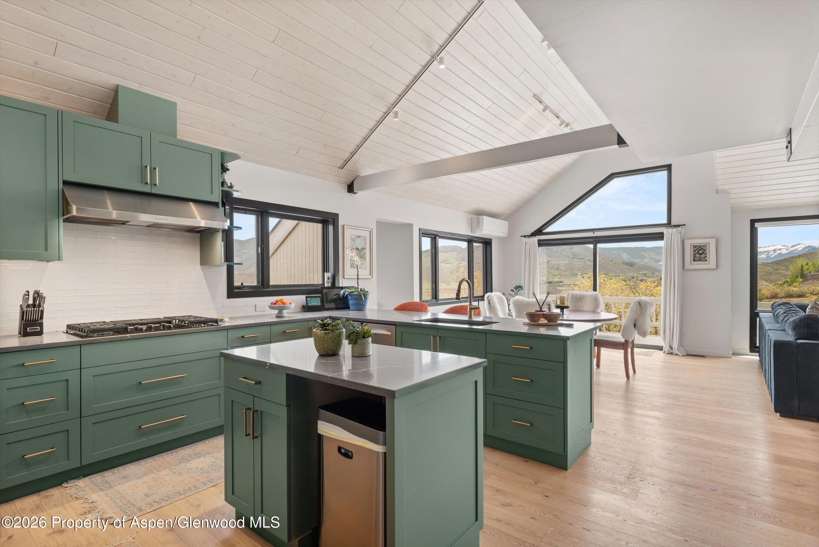 450 Solar Way Property Photo 21
