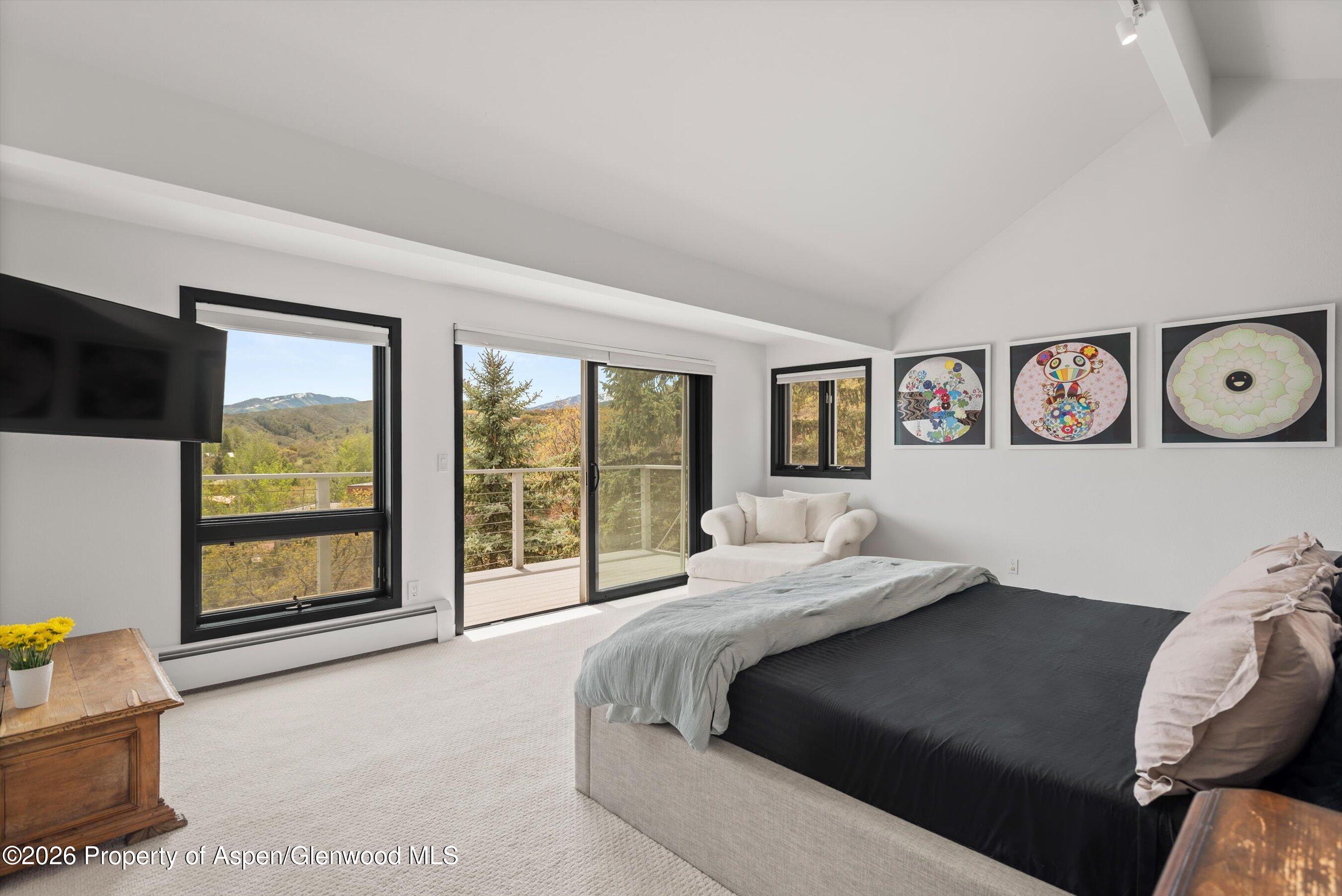 450 Solar Way Property Photo 25