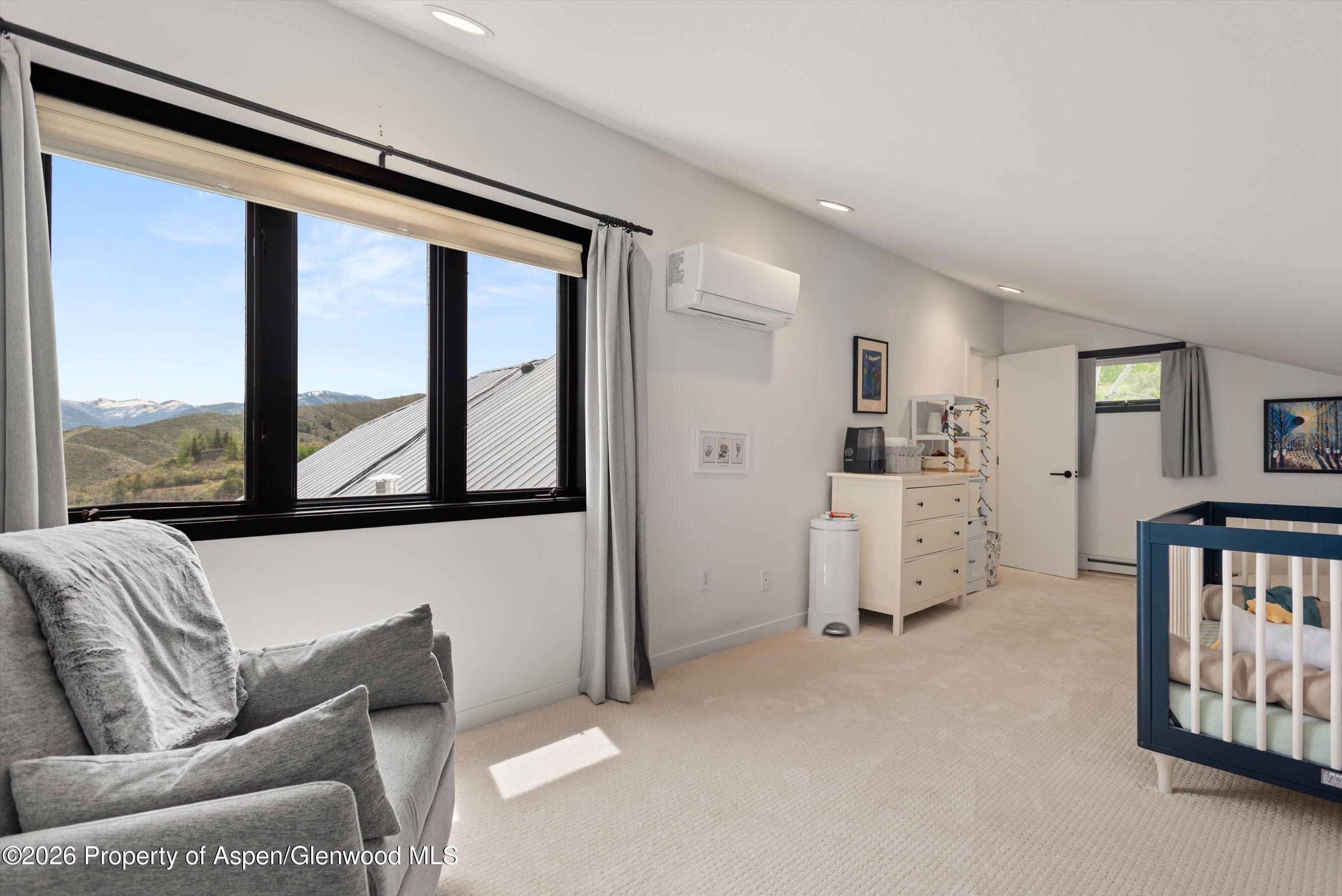 450 Solar Way Property Photo 32