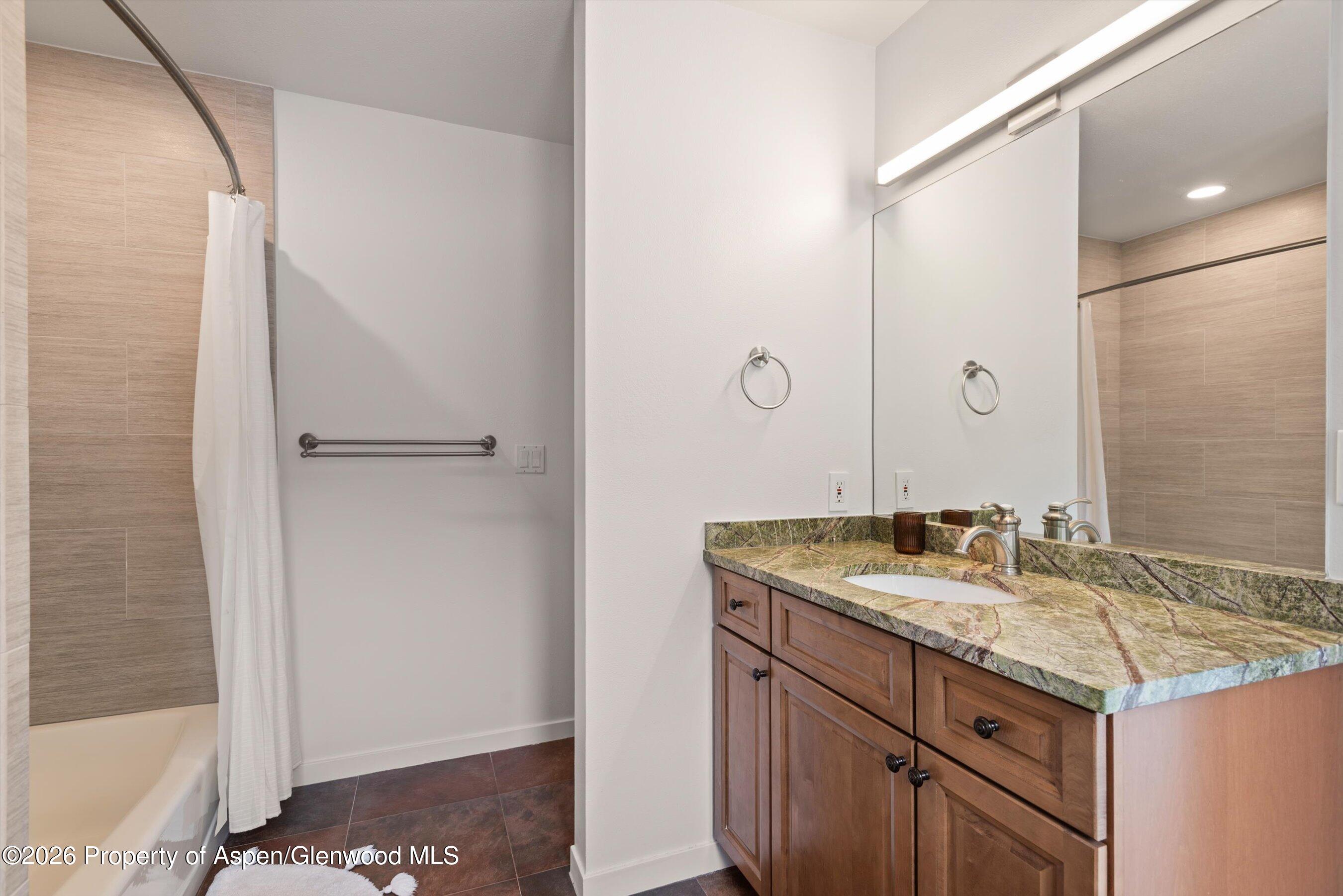 450 Solar Way Property Photo 35
