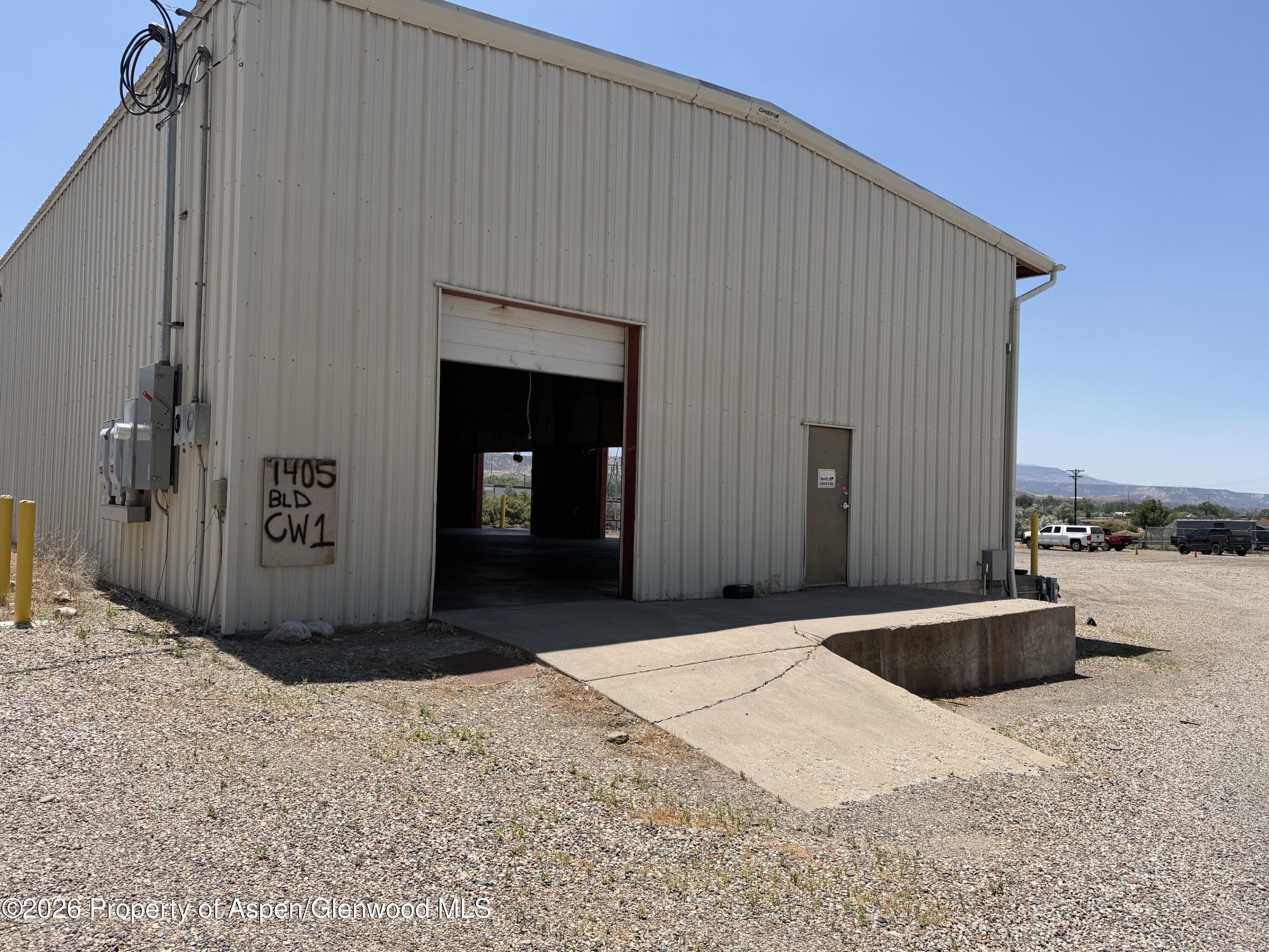 1405 Main Street Bldg 1 Property Photo 6