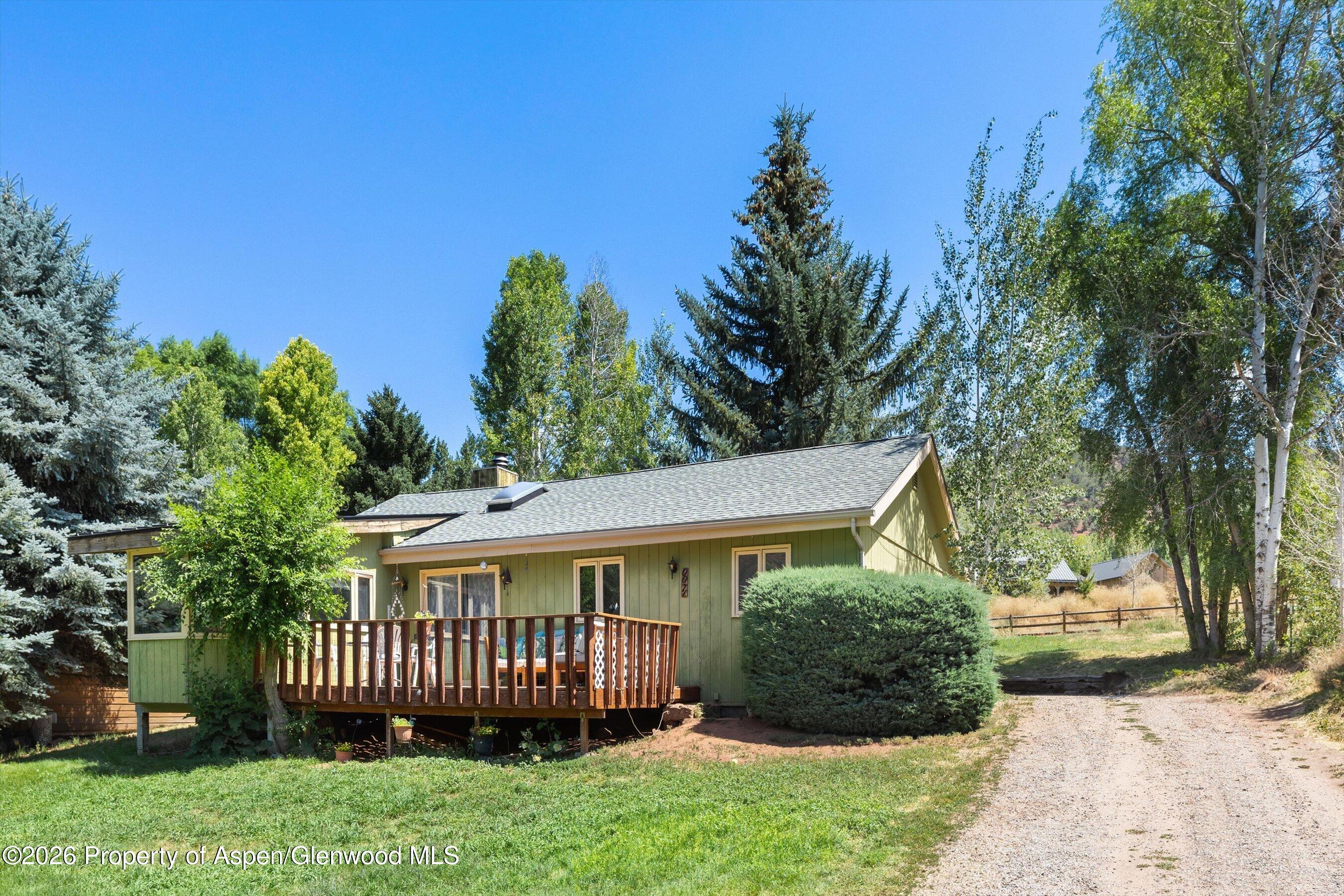 71 Crossland Drive Property Photo 1