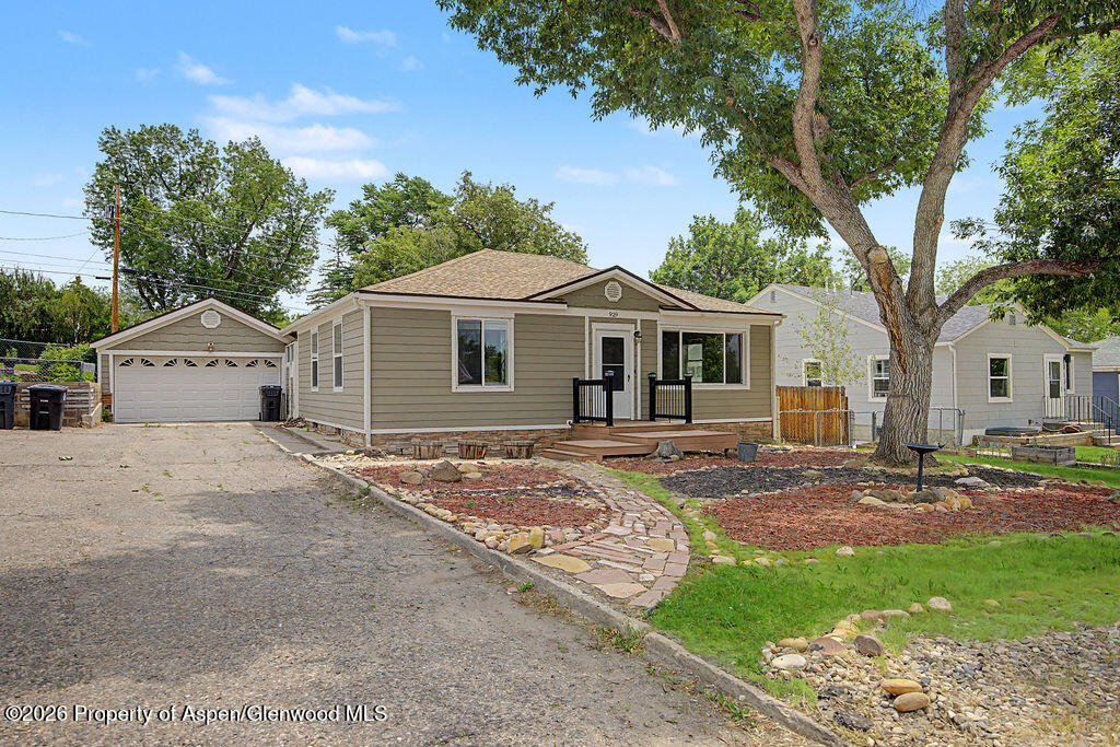 929 Ranney Street Property Photo 2