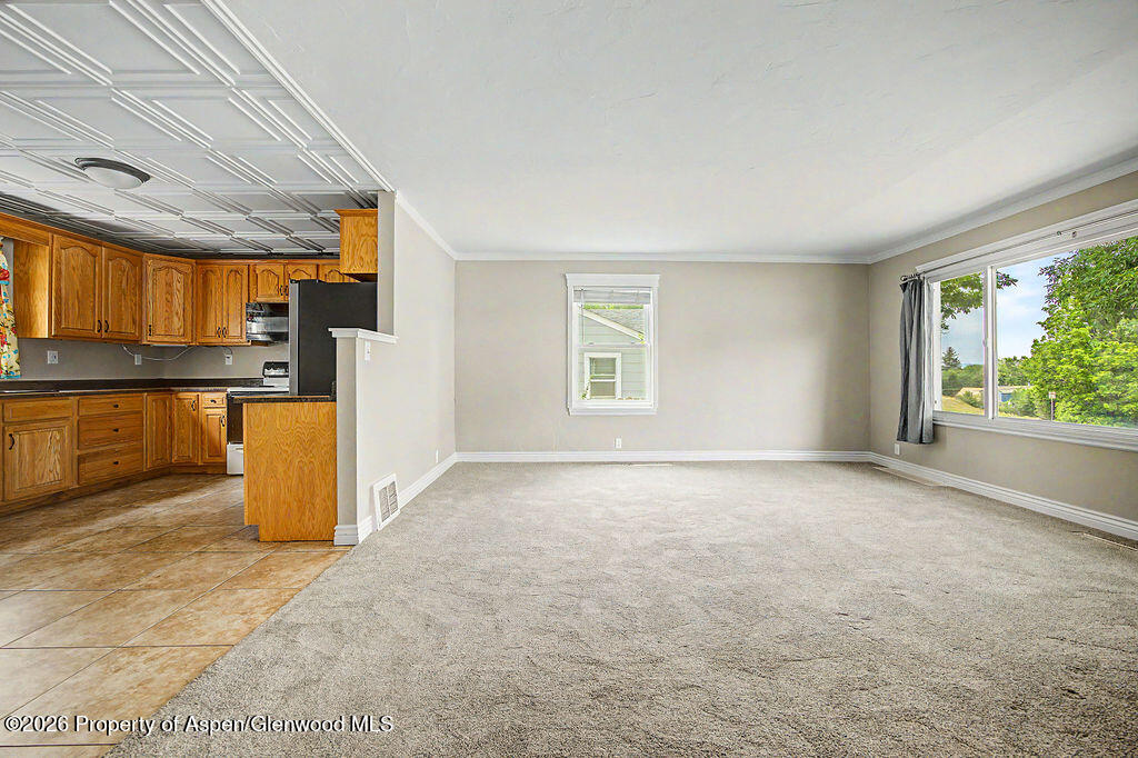 929 Ranney Street Property Photo 11