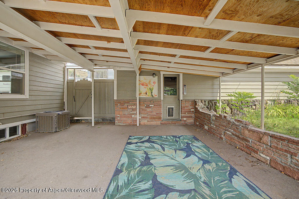 929 Ranney Street Property Photo 37