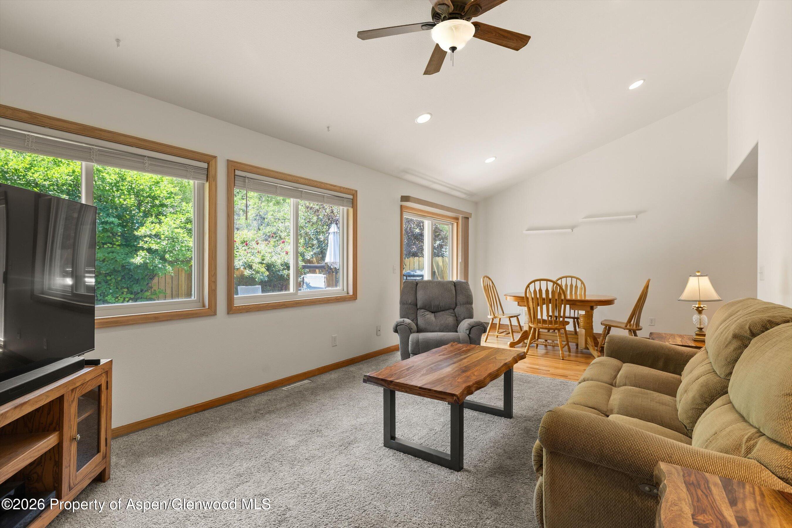 1064 Park West Property Photo 4