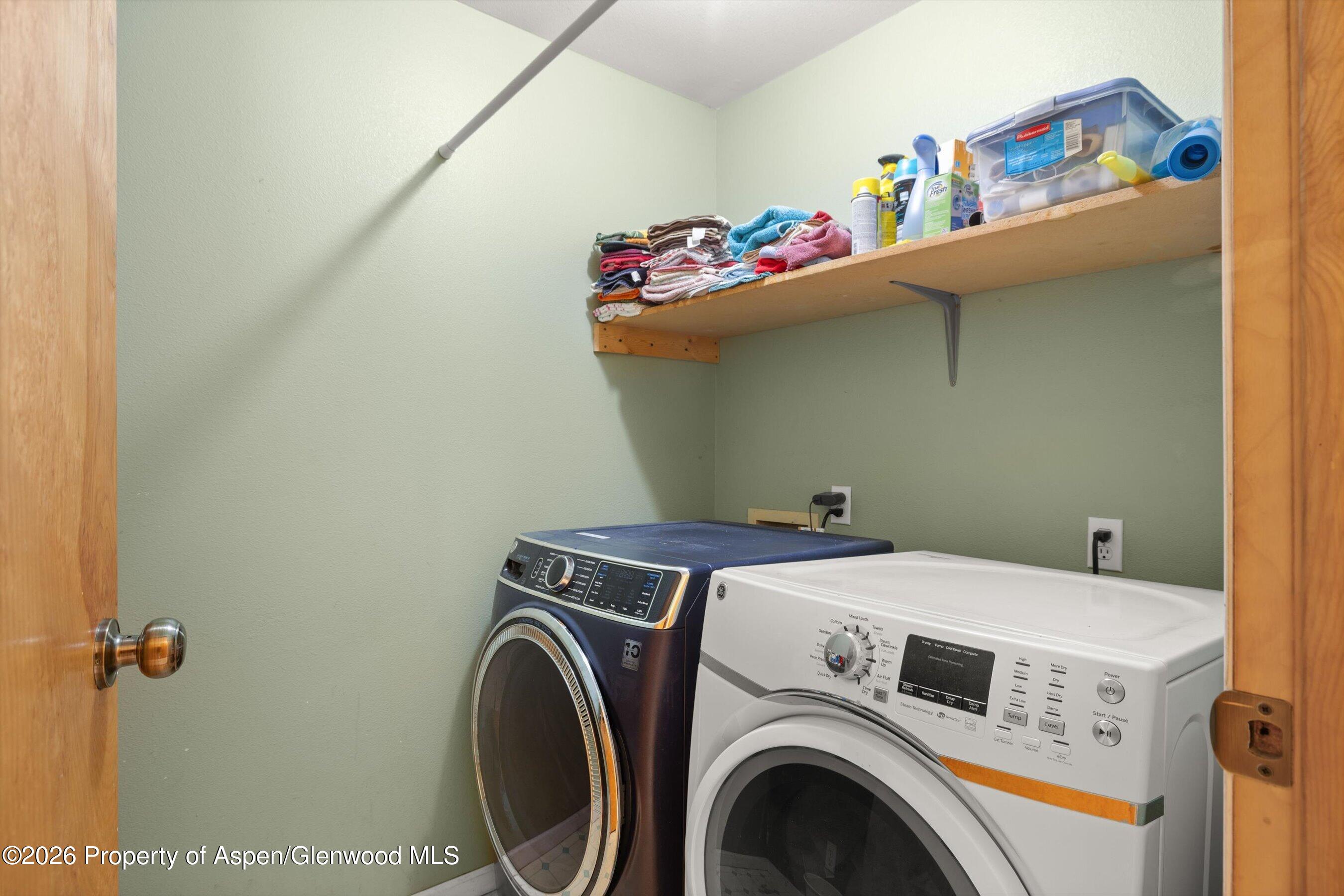 1064 Park West Property Photo 25