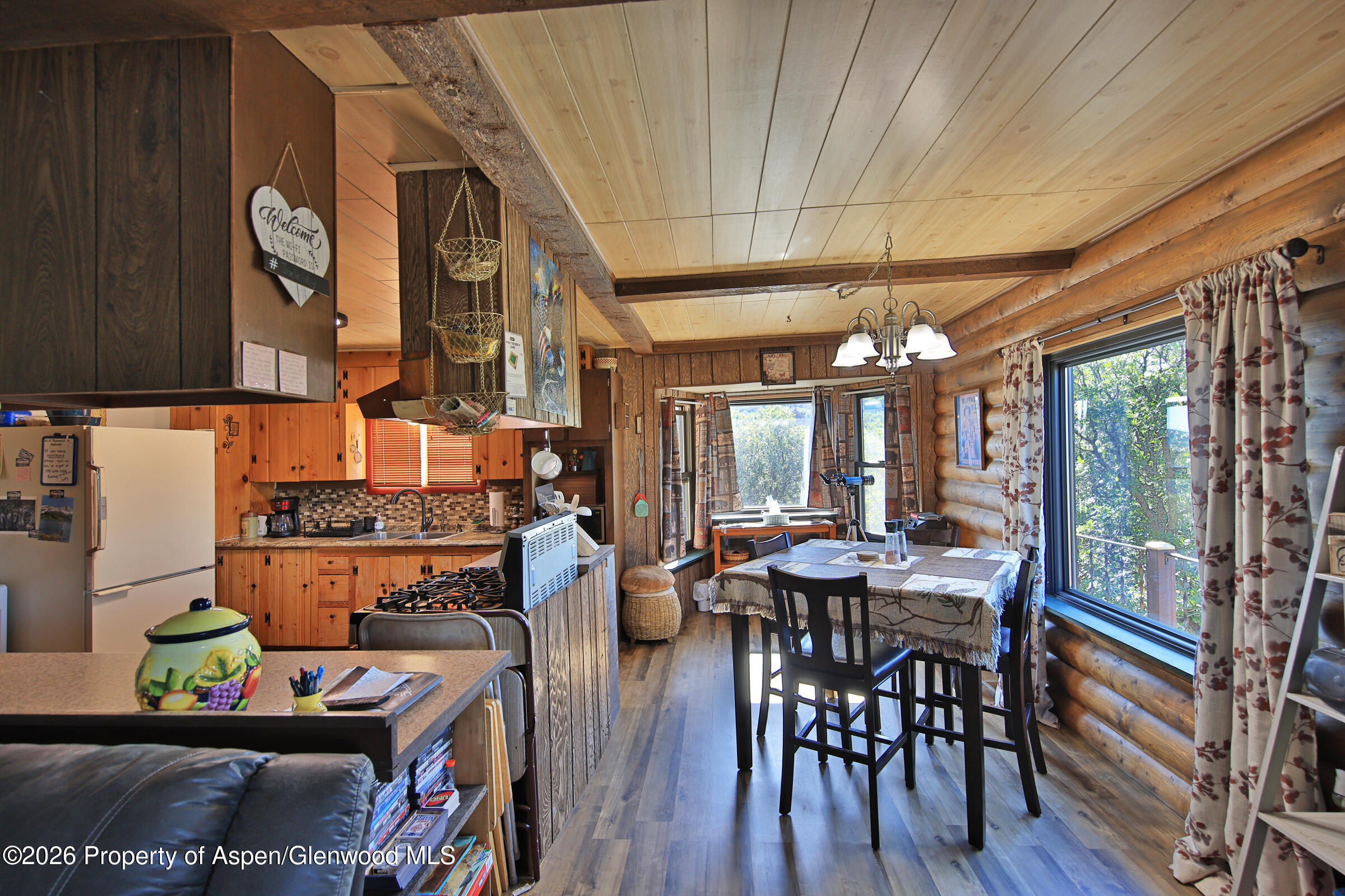 15699 Aspen Glen Lane Property Photo 10