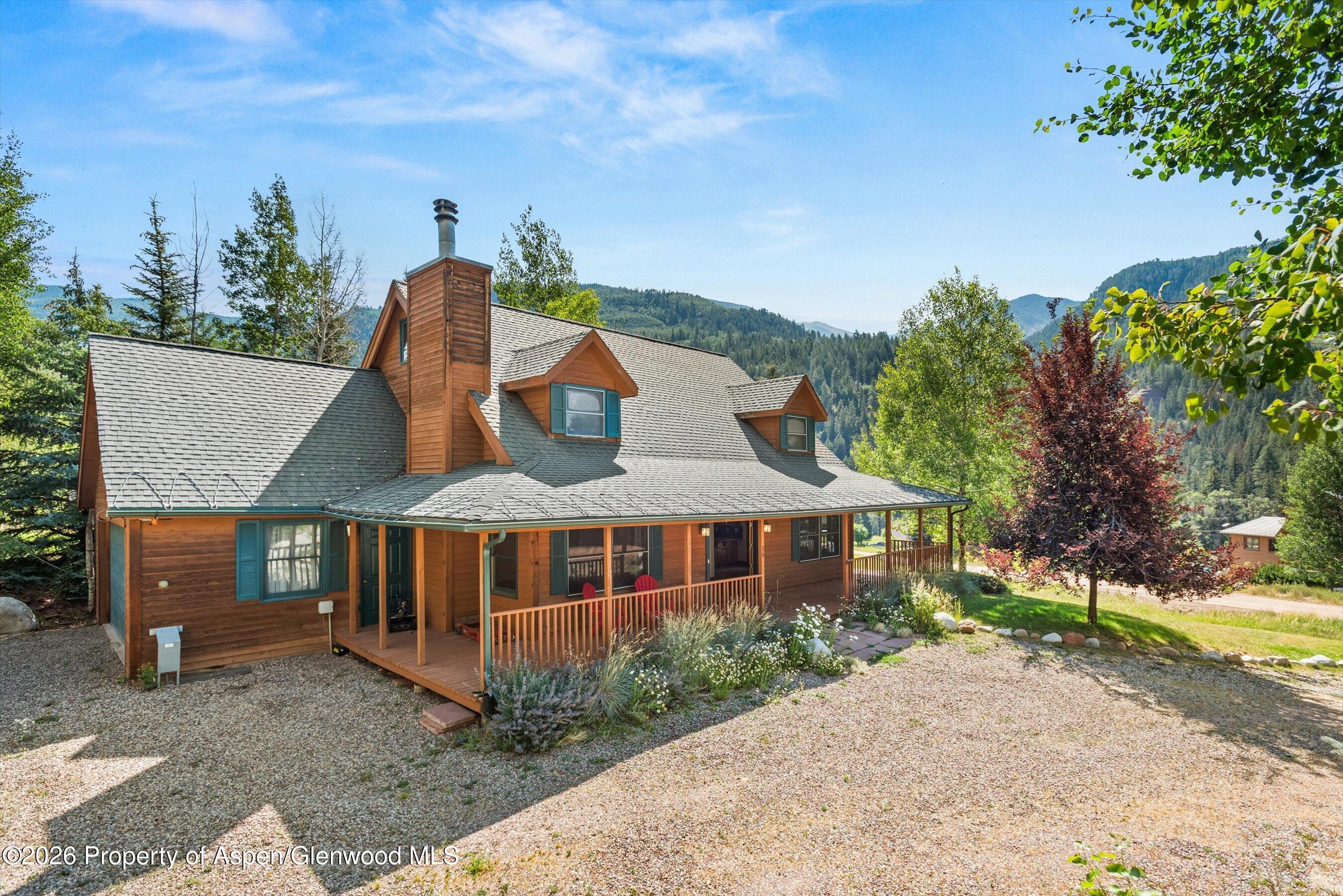 16 Chair Mountain Drive Property Photo 3