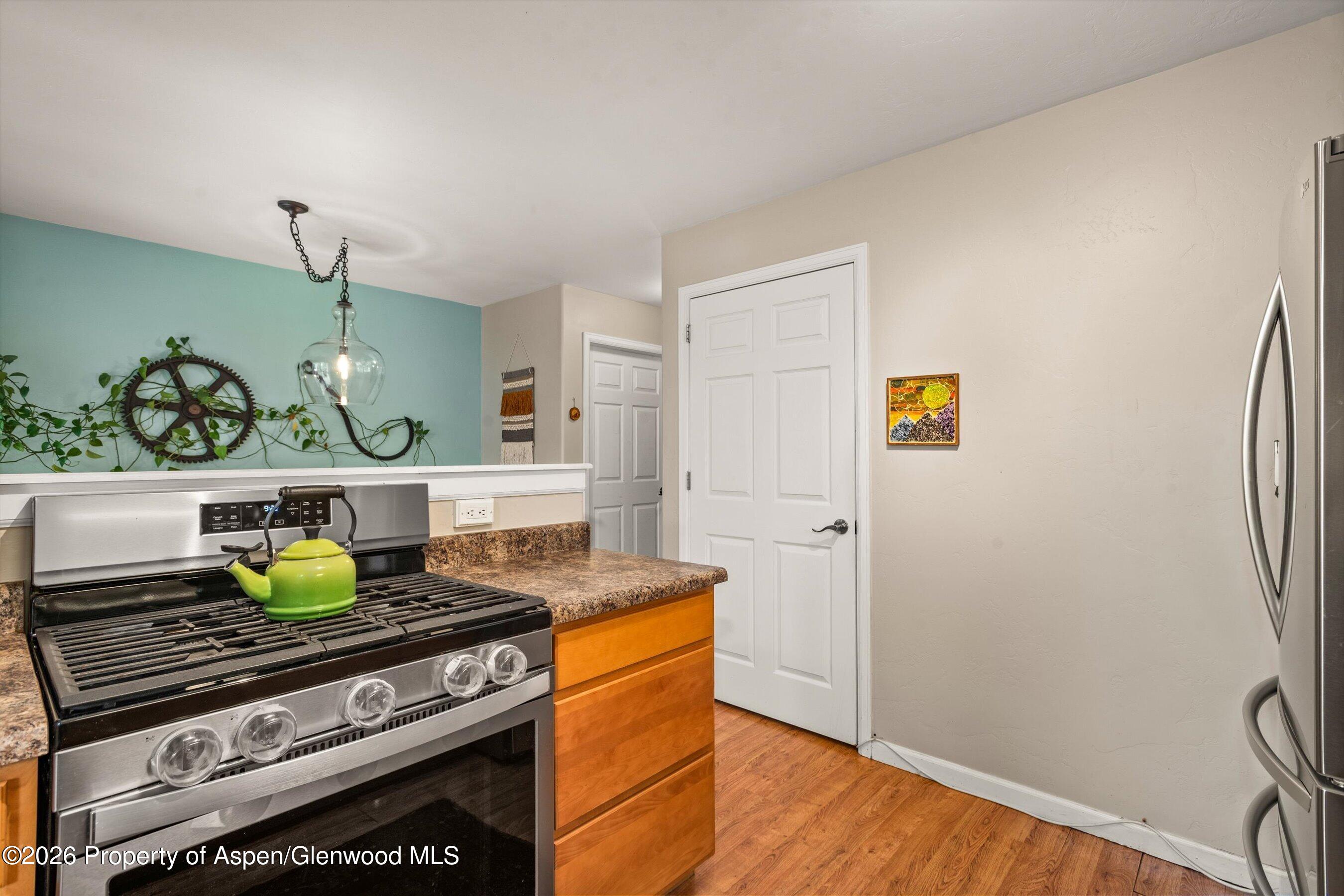 491 N 8th Street D Property Photo 11