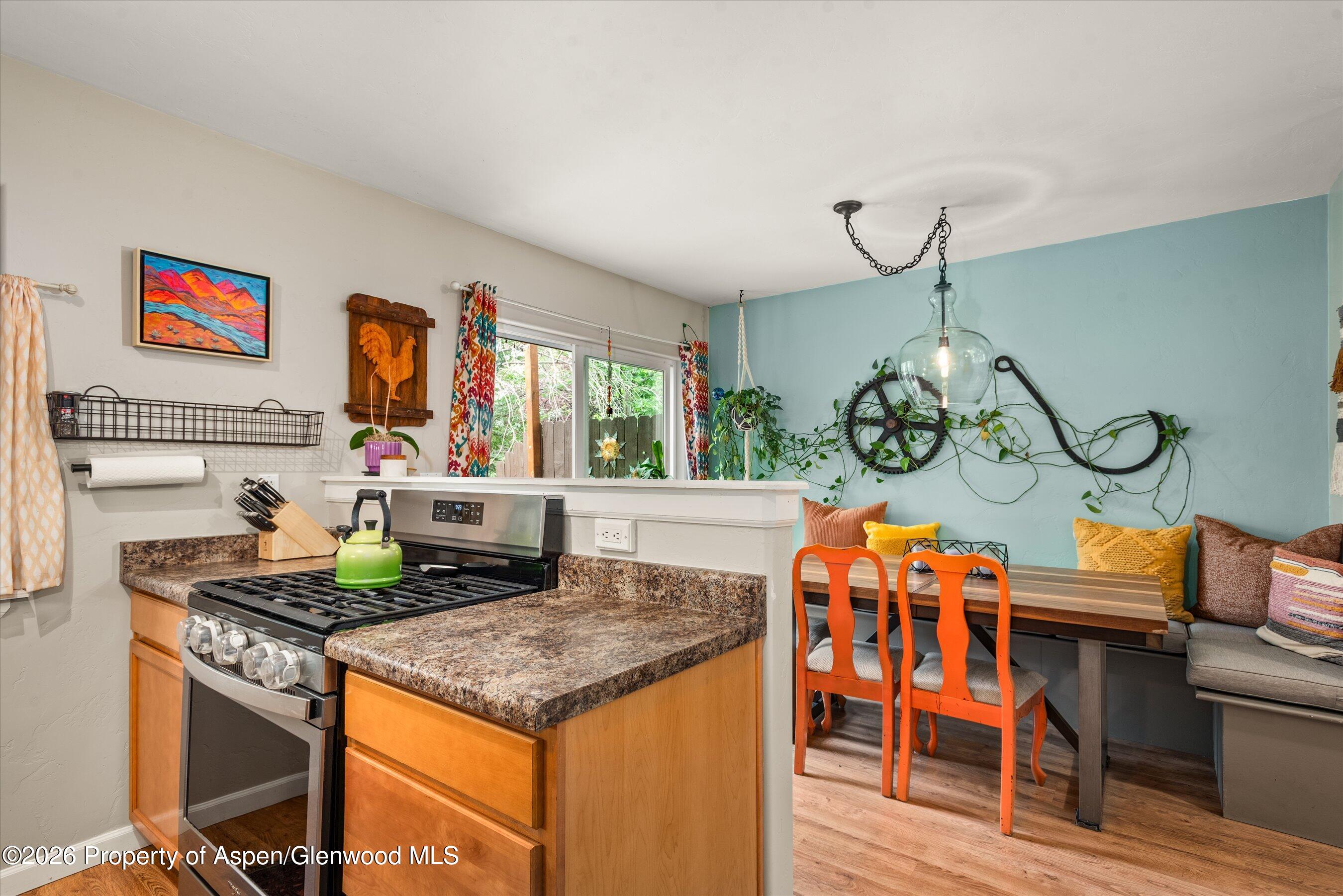 491 N 8th Street D Property Photo 12