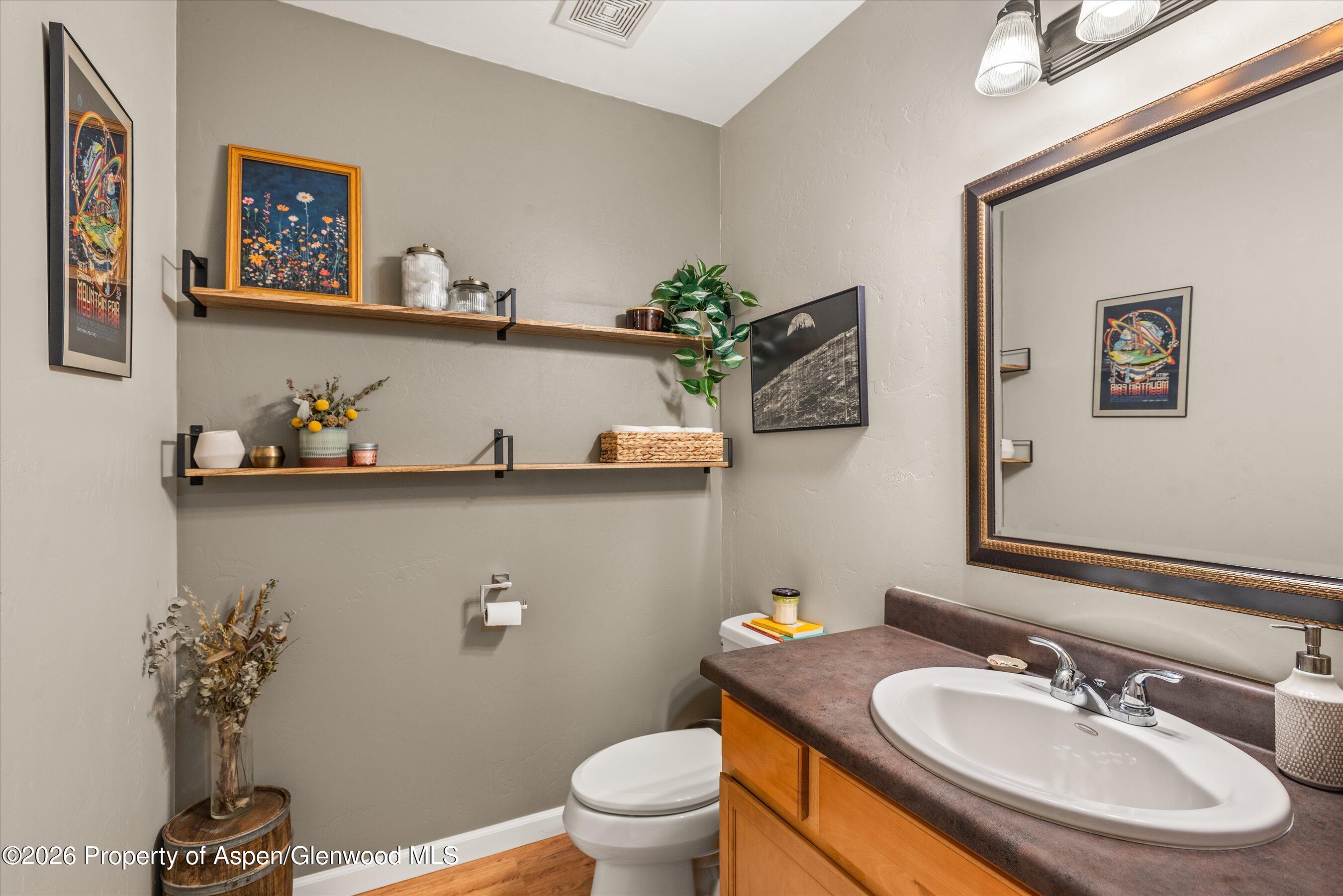 491 N 8th Street D Property Photo 13