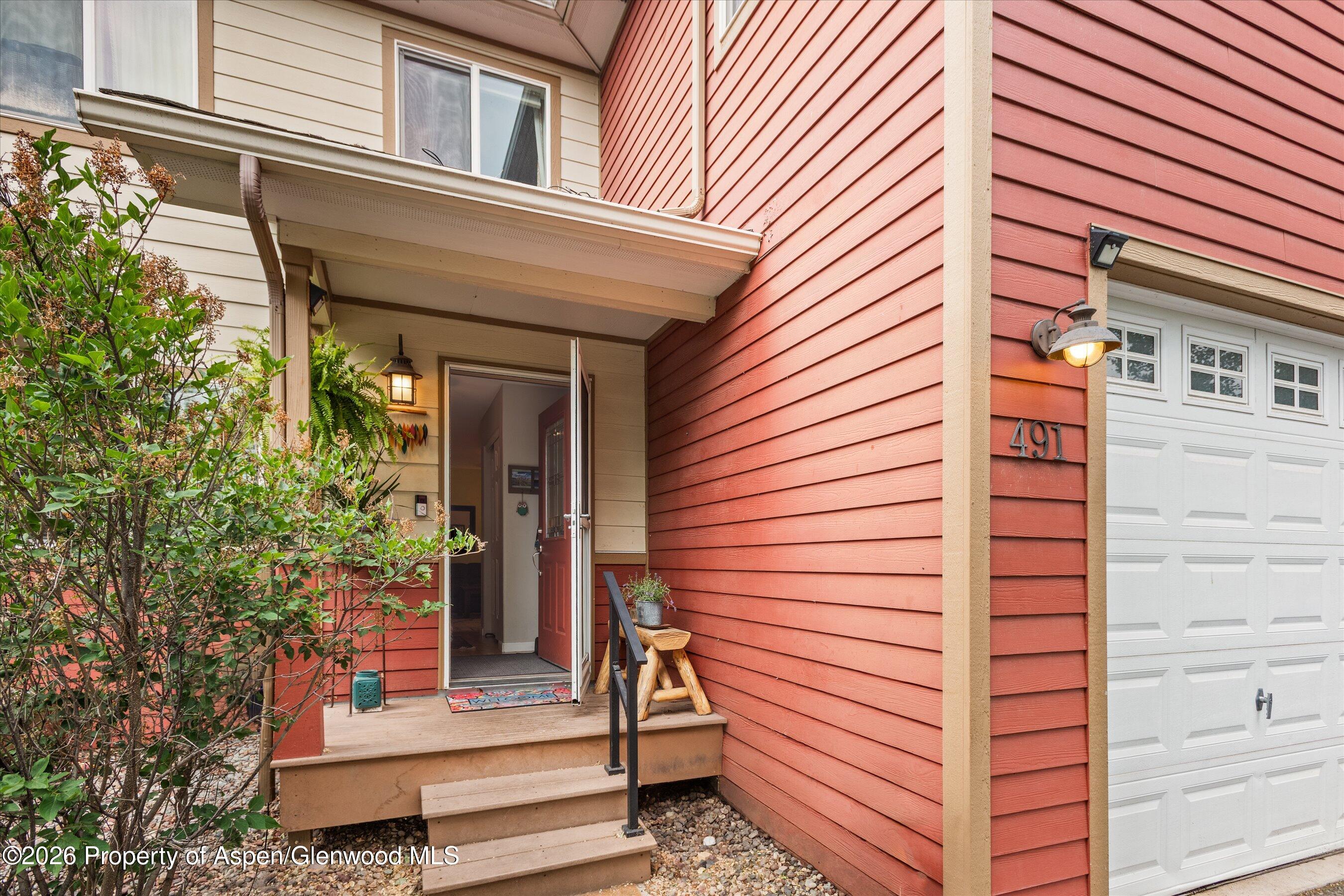 491 N 8th Street D Property Photo 29