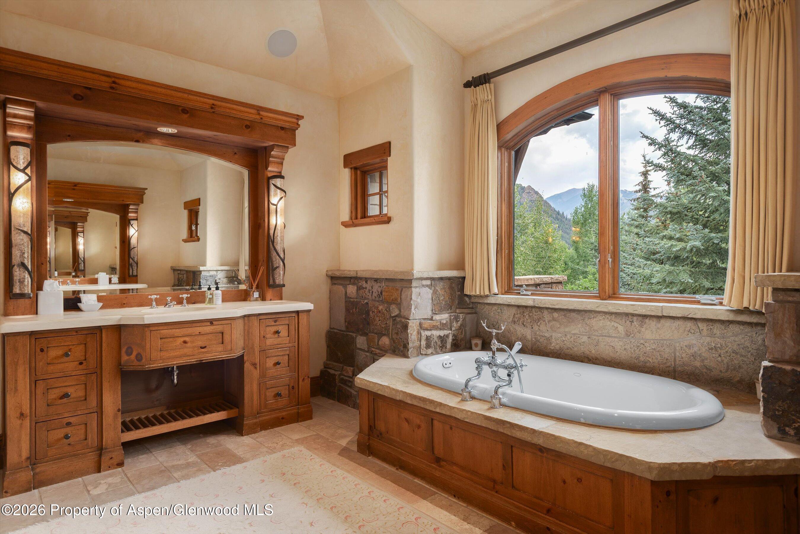 247 Willoughby Way Property Photo 19