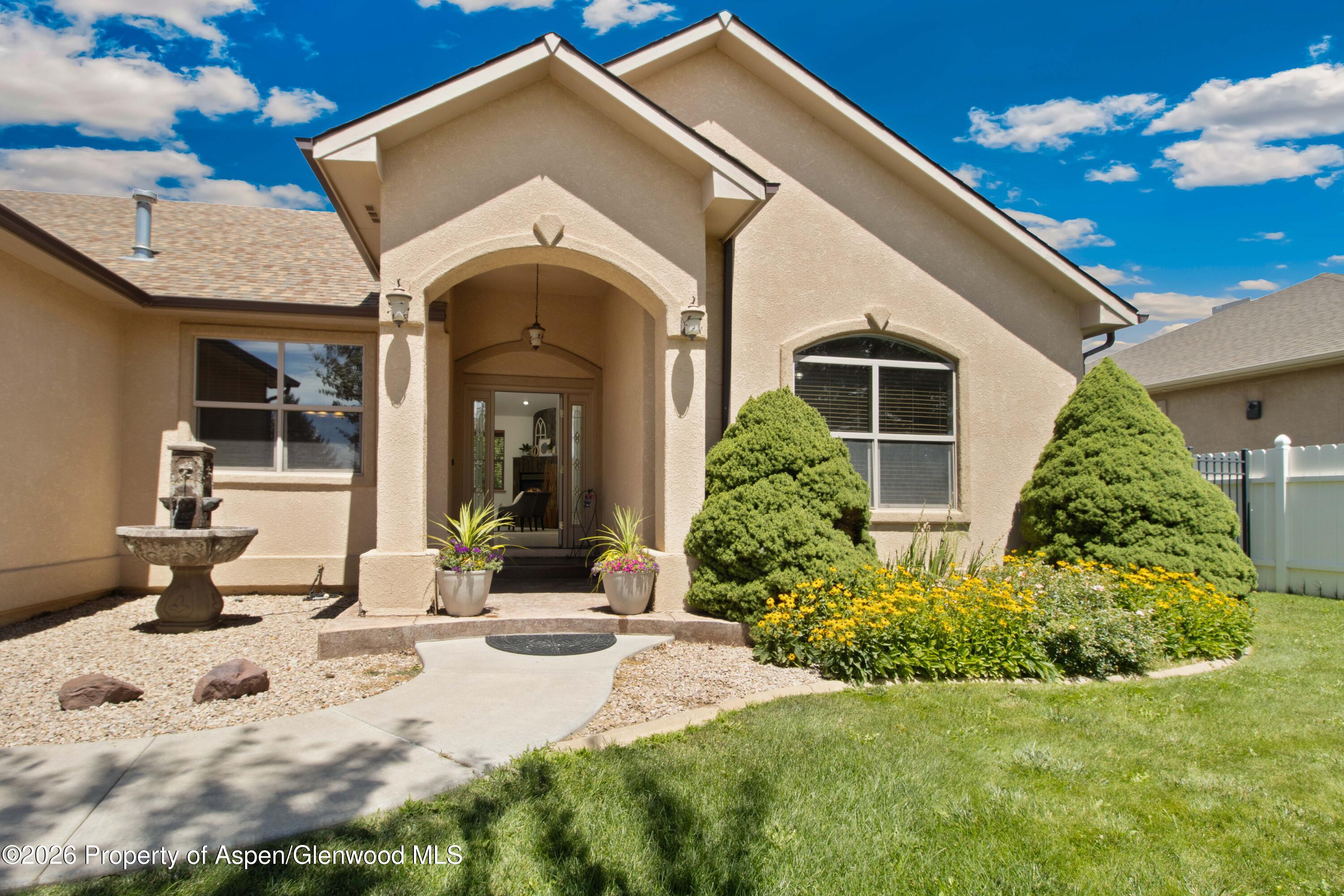 411 Lodgepole Circle Property Photo 5