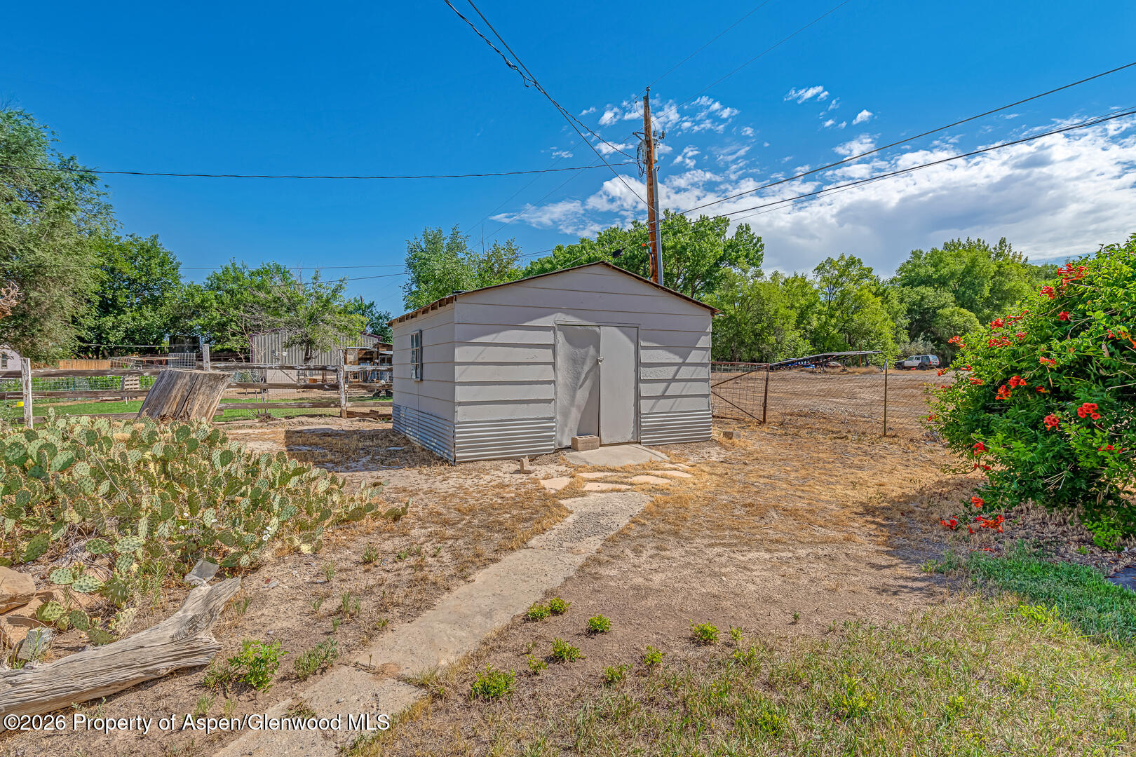 2534 G 3/8 Road Property Photo 10