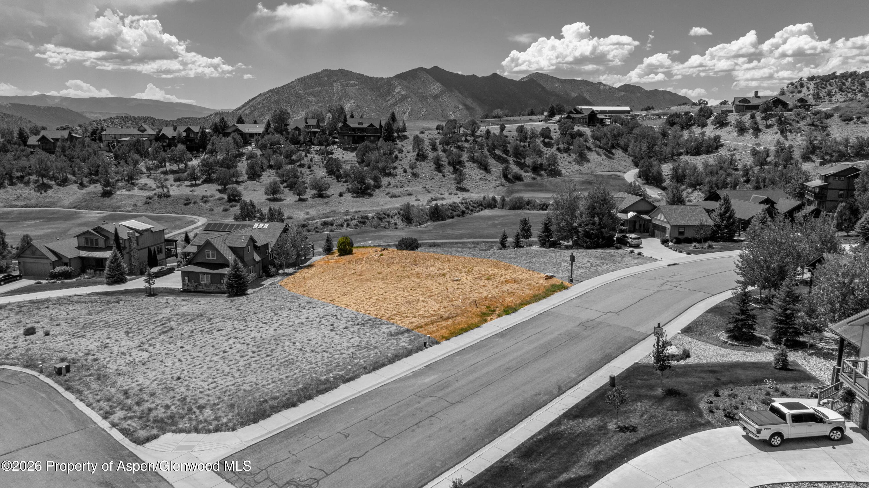 271 Deer Valley Drive Property Photo 4