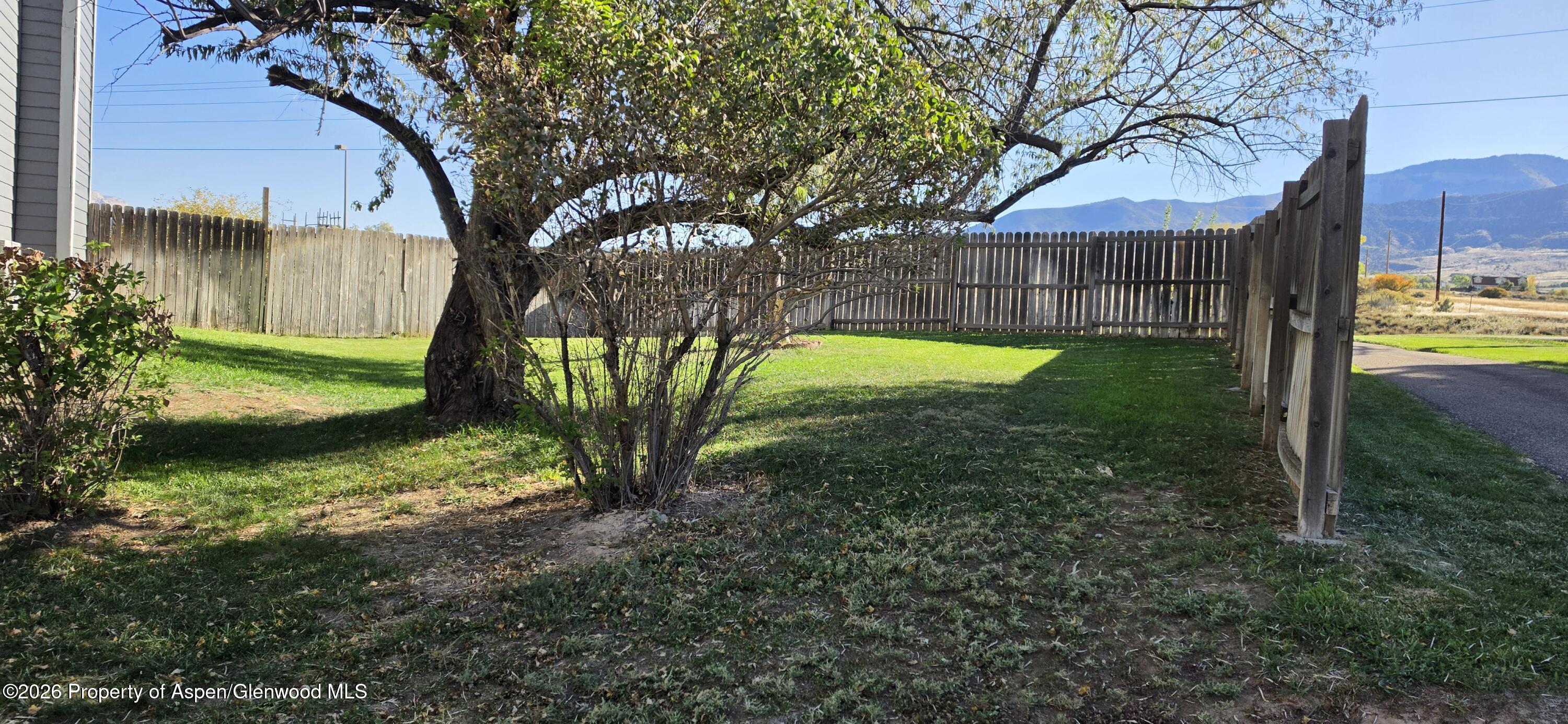 53 Aspen Way Property Photo 3