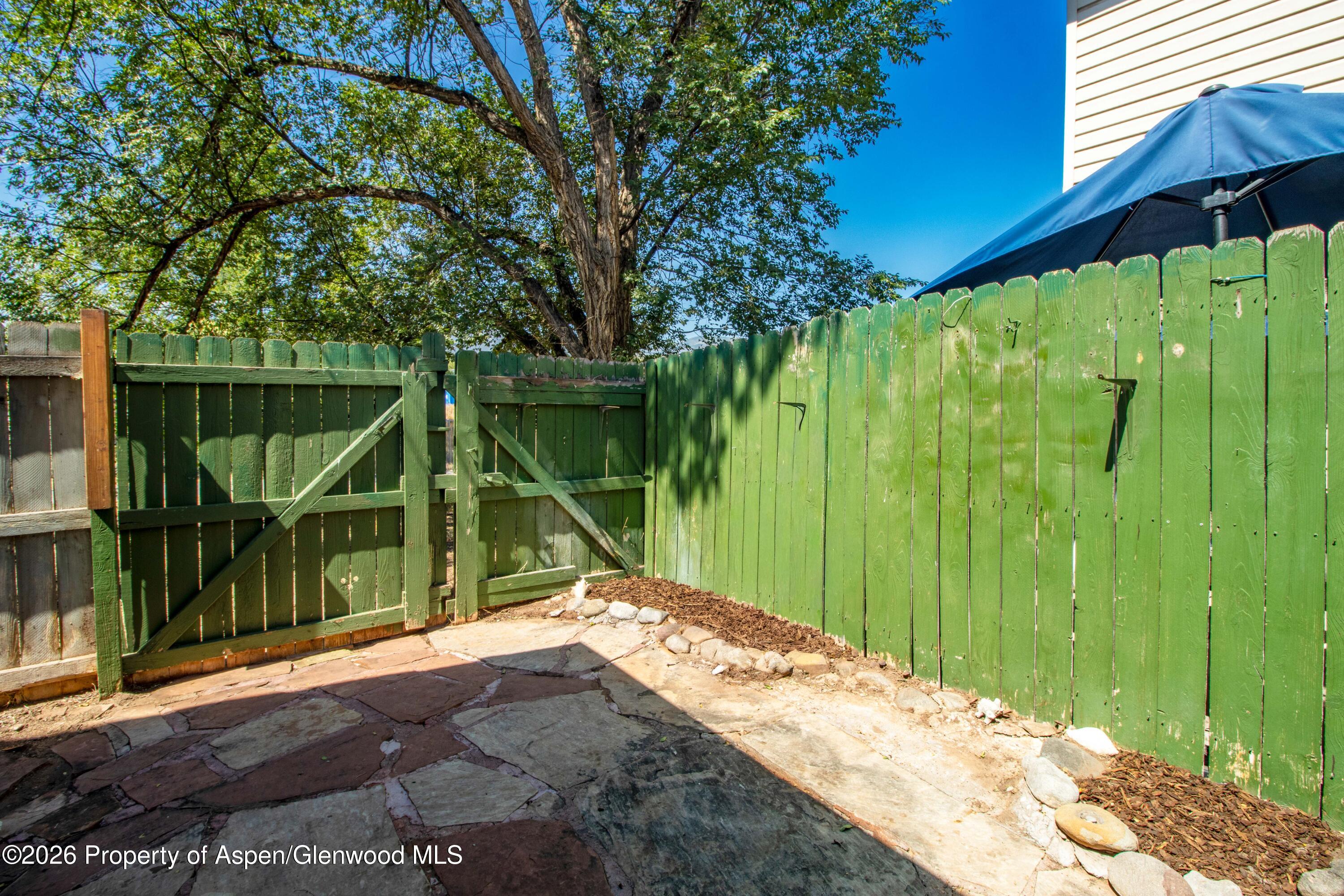 1007 Crown Drive Property Photo 11