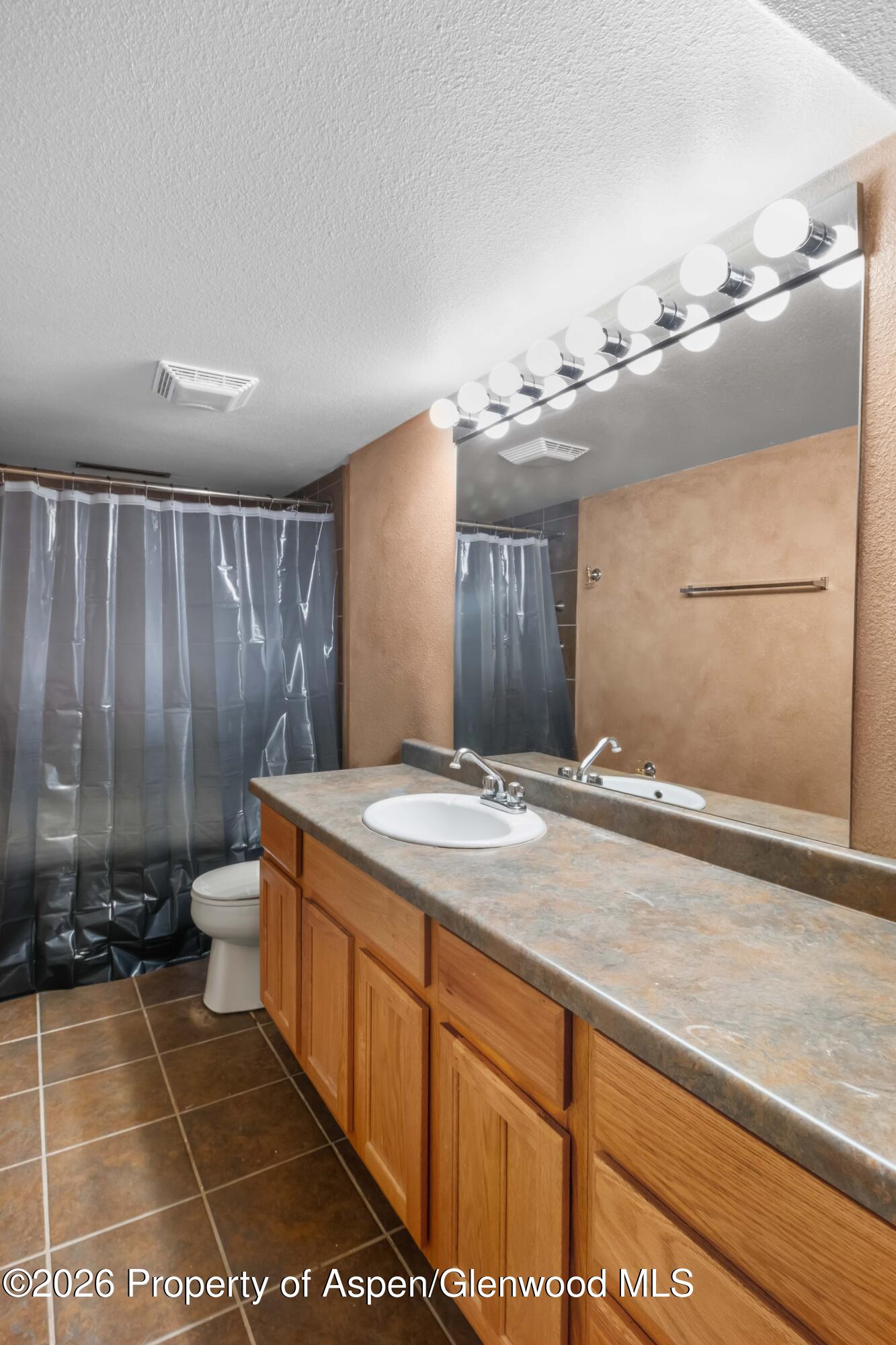 1007 Crown Drive Property Photo 29